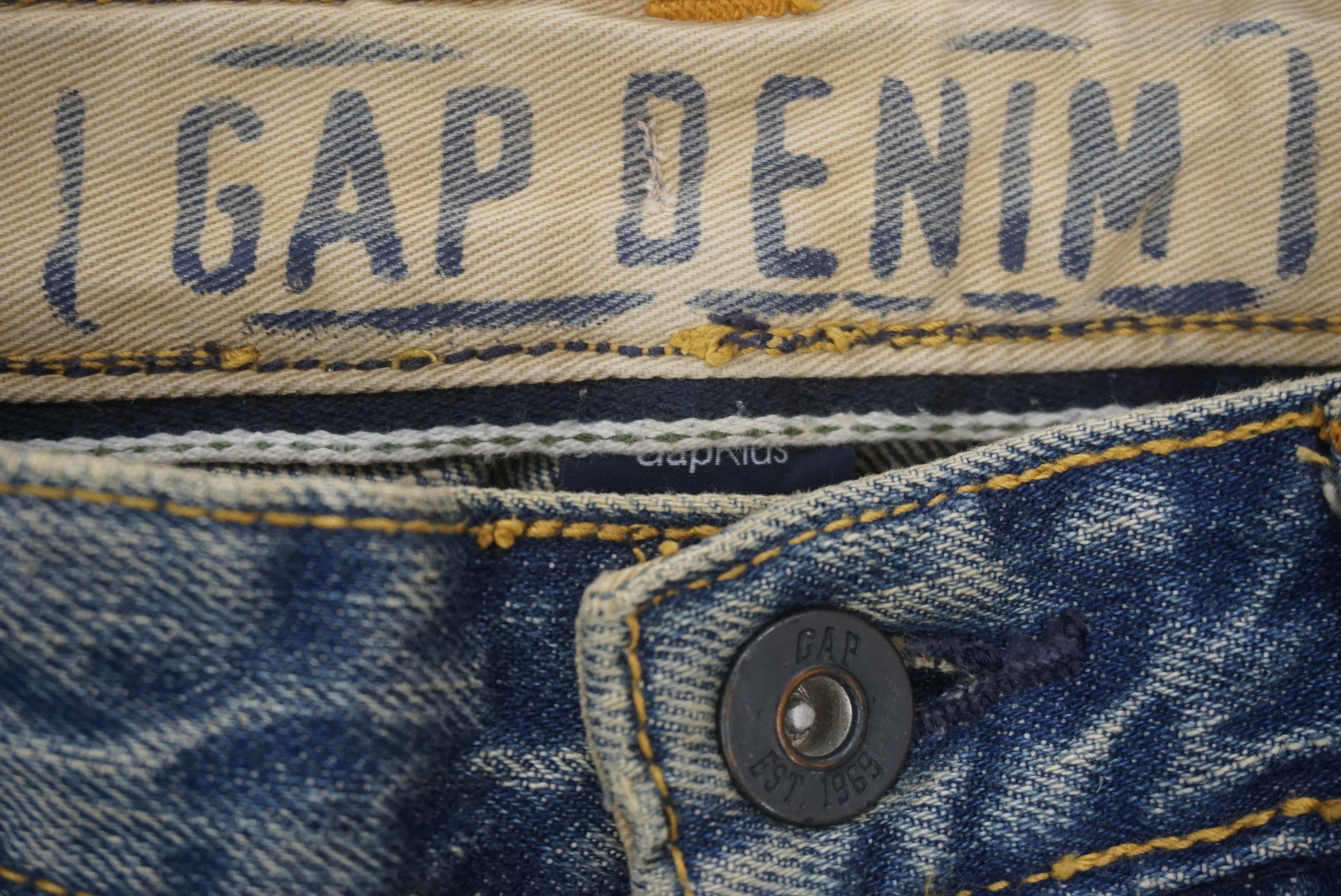 Gap Gap Jeans Distressed Jeans Irregular Faded Jeans Size US 27 - 5 Thumbnail