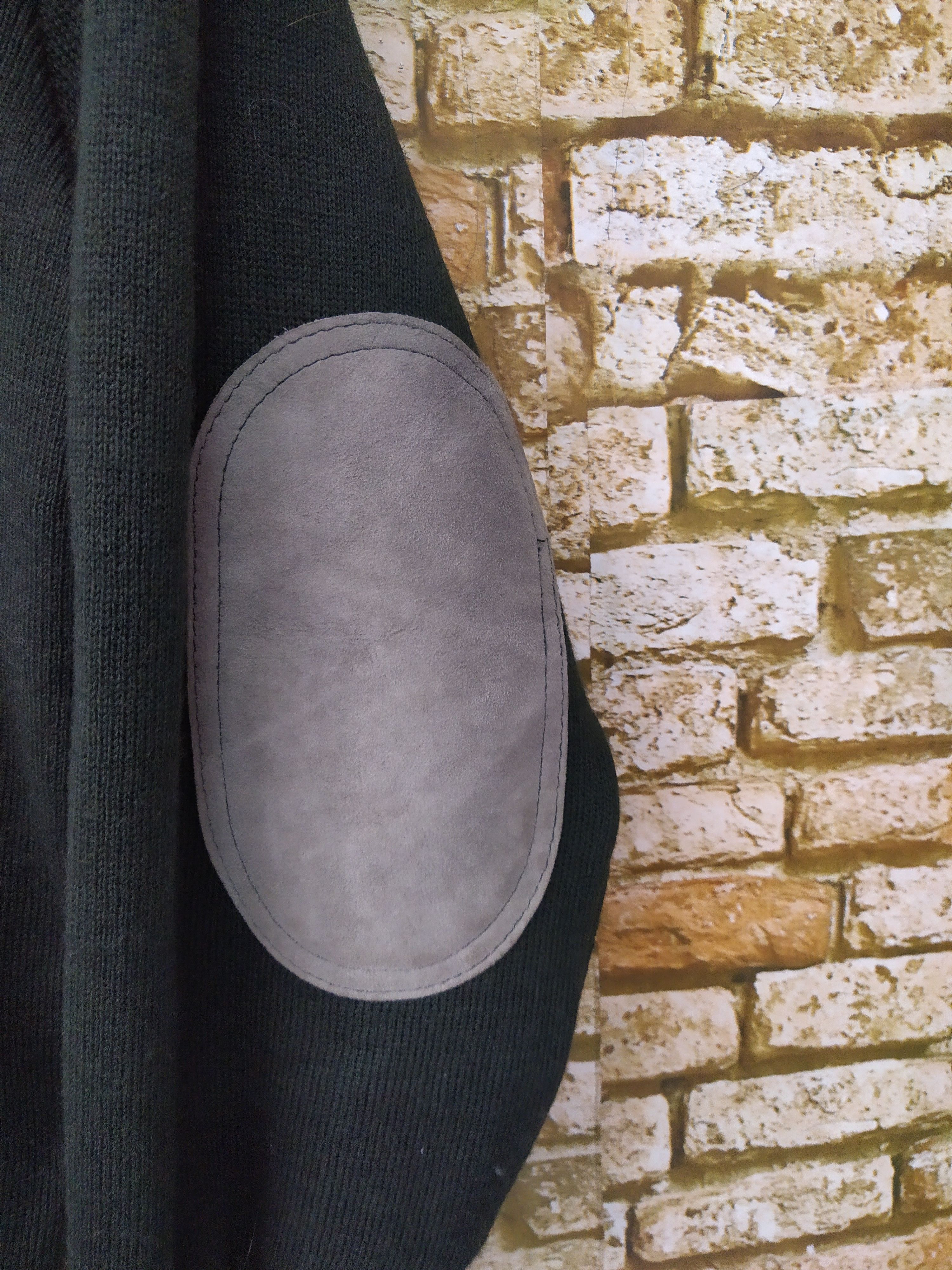 Burberry × Vintage 90s BURBERRYS KNITWEAR SUEDE LEATHER PAD (B712) Size US S / EU 44-46 / 1 - 2 Thumbnail