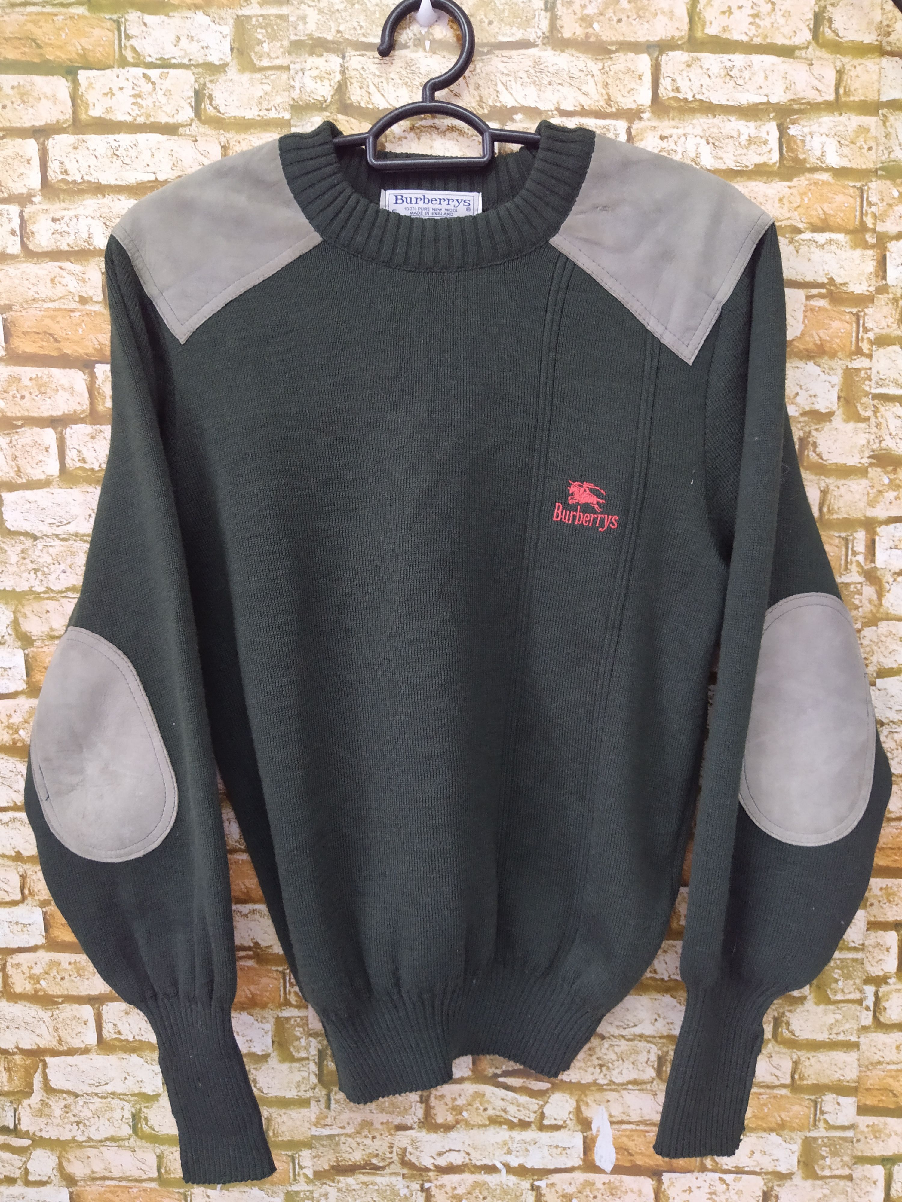 Burberry × Vintage 90s BURBERRYS KNITWEAR SUEDE LEATHER PAD (B712) Size US S / EU 44-46 / 1 - 1 Thumbnail