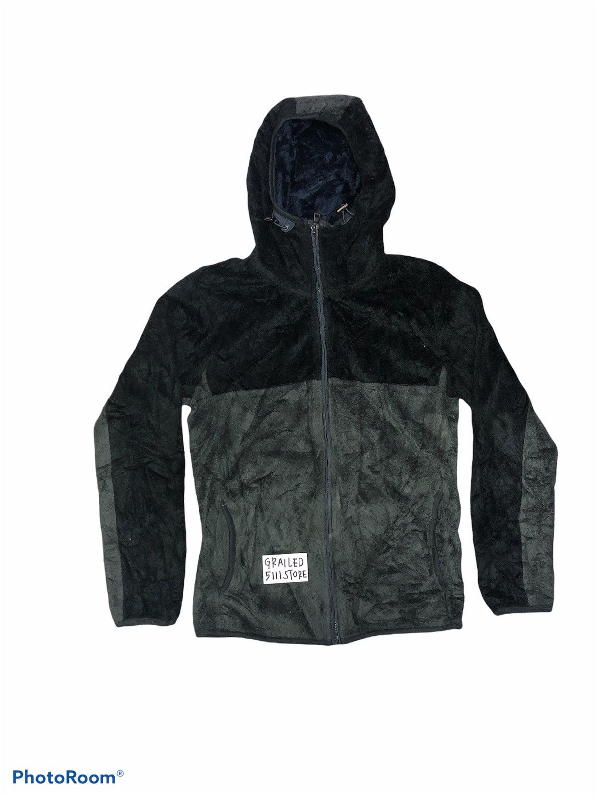 Uniqlo Japanese Brand Uniqlo Silky Fleece Zipper Hooded Size US S / EU 44-46 / 1 - 1 Thumbnail