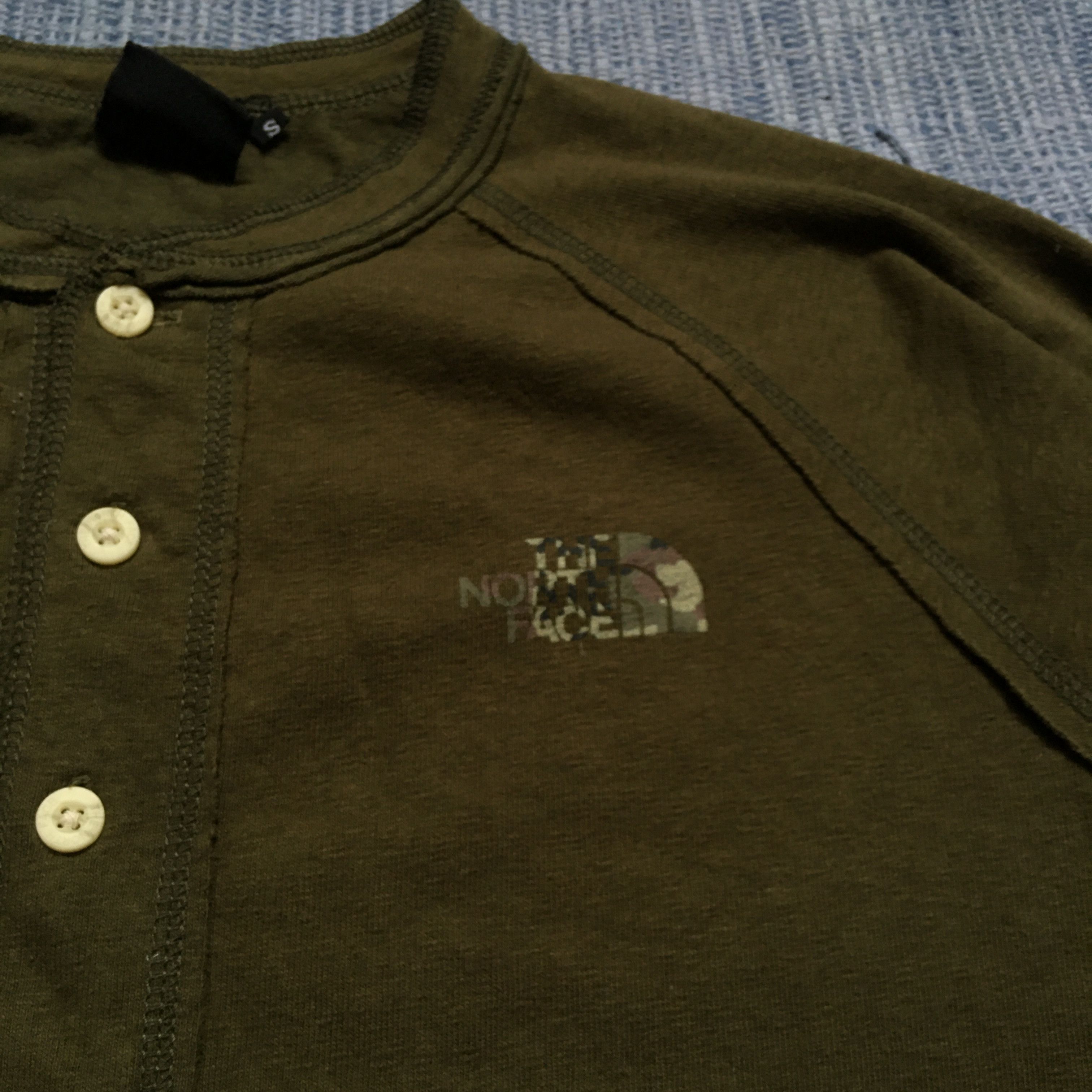 The North Face military army green Size US S / EU 44-46 / 1 - 3 Thumbnail