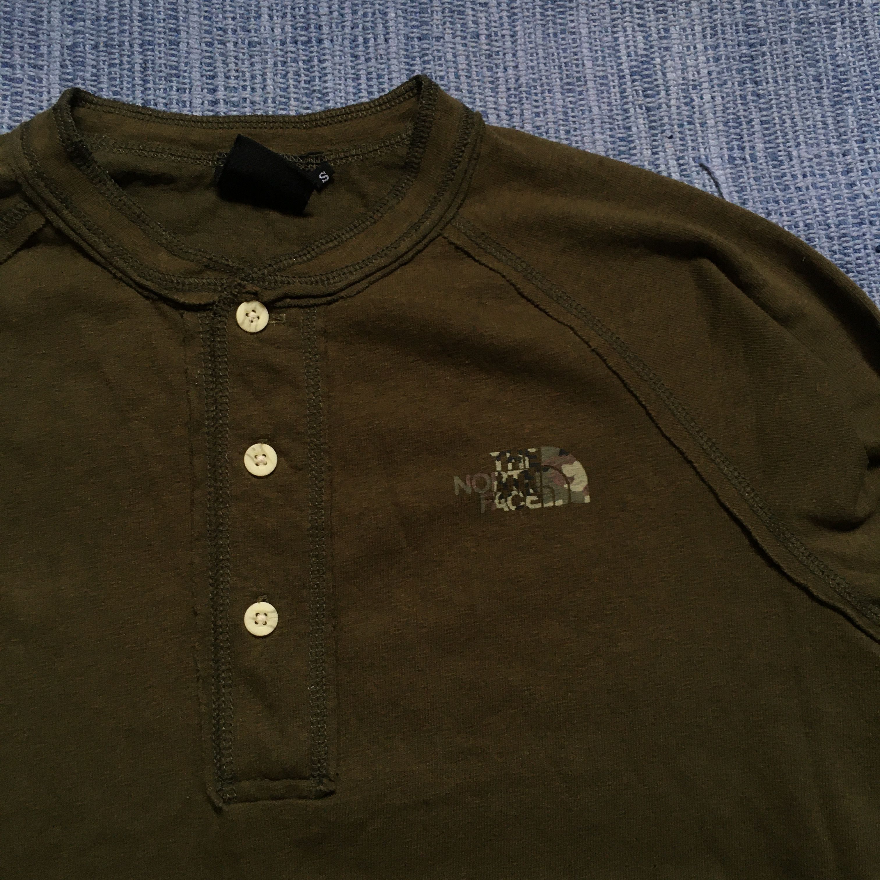 The North Face military army green Size US S / EU 44-46 / 1 - 5 Thumbnail