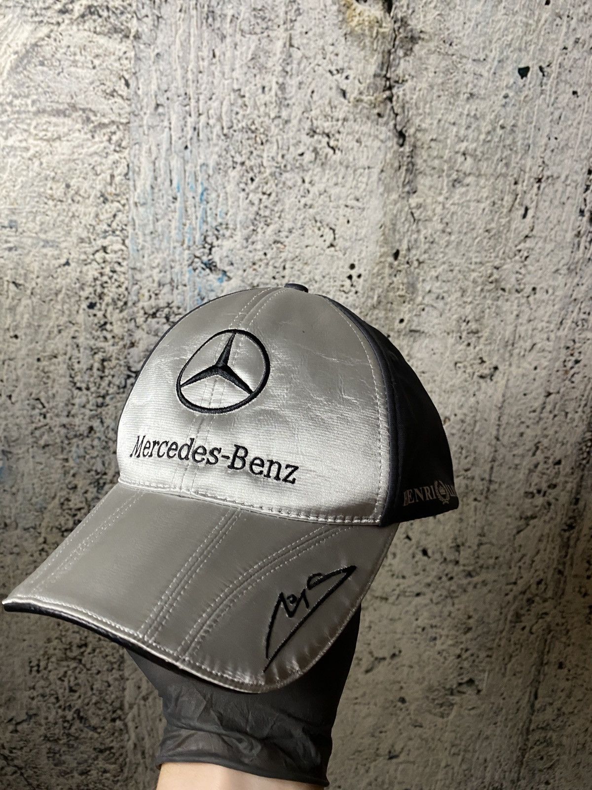 Henri Lloyd × Mercedes-Benz 🔴LAST DROP!🔴 Schumacher Mercedes Henri Lloyd GP Petronas hat Size ONE SIZE - 1 Thumbnail