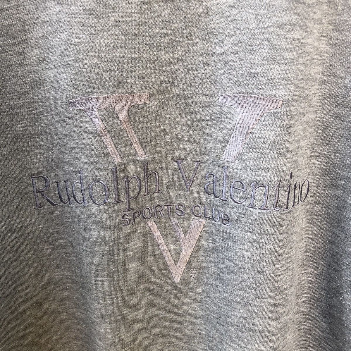Valentino × Vintage VINTAGE RUDOLPH VALENTINO CENTER LOGO SWEATSHIRT Size US L / EU 52-54 / 3 - 2 Thumbnail