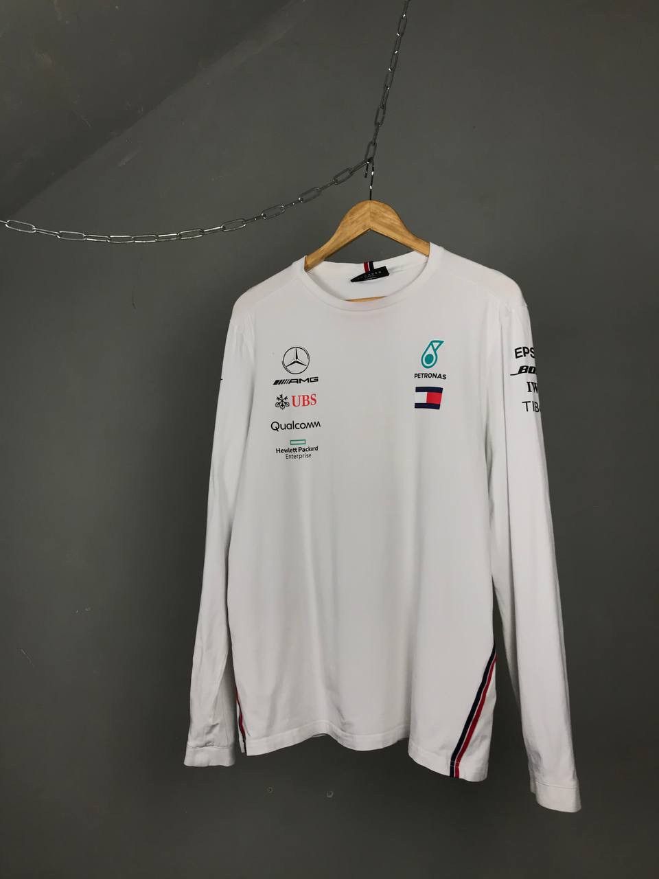 Mercedes-Benz × Other Mercedes Benz AMG Petronas overprinted racing longsleeve Size US XL / EU 56 / 4 - 1 Thumbnail