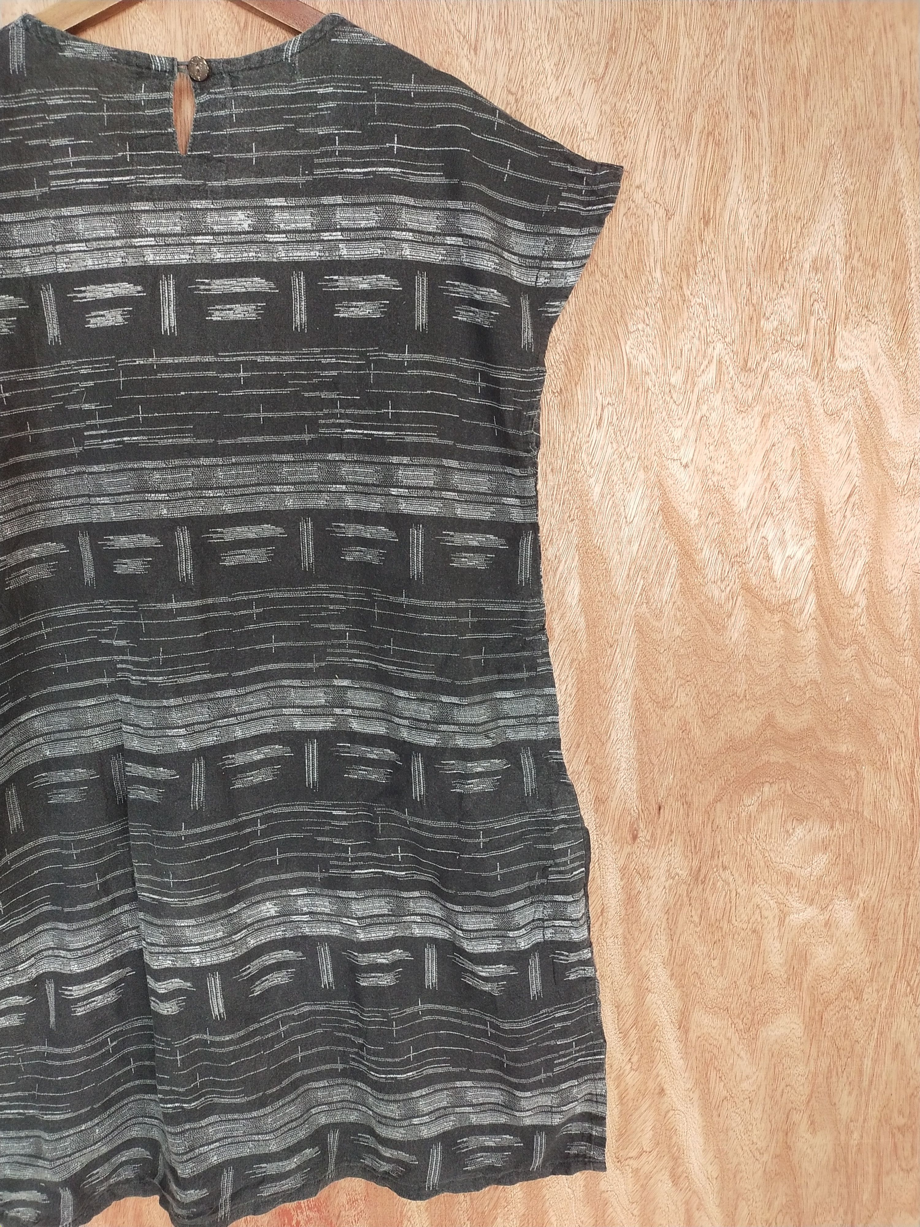 Vintage Kur Funeya black sleeveless knitwear thailand #S164 Size L / US 10 / IT 46 - 10 Thumbnail