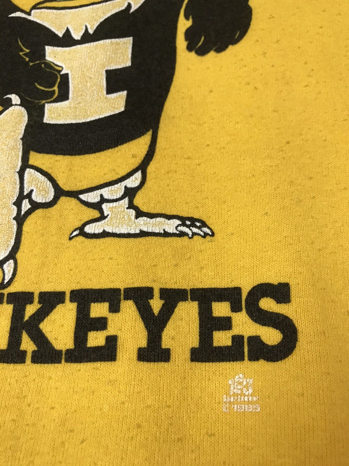 Vintage 90s IOWA Hawkeyes Athletic Crewneck Sweatshirt Size US M / EU 48-50 / 2 - 4 Thumbnail