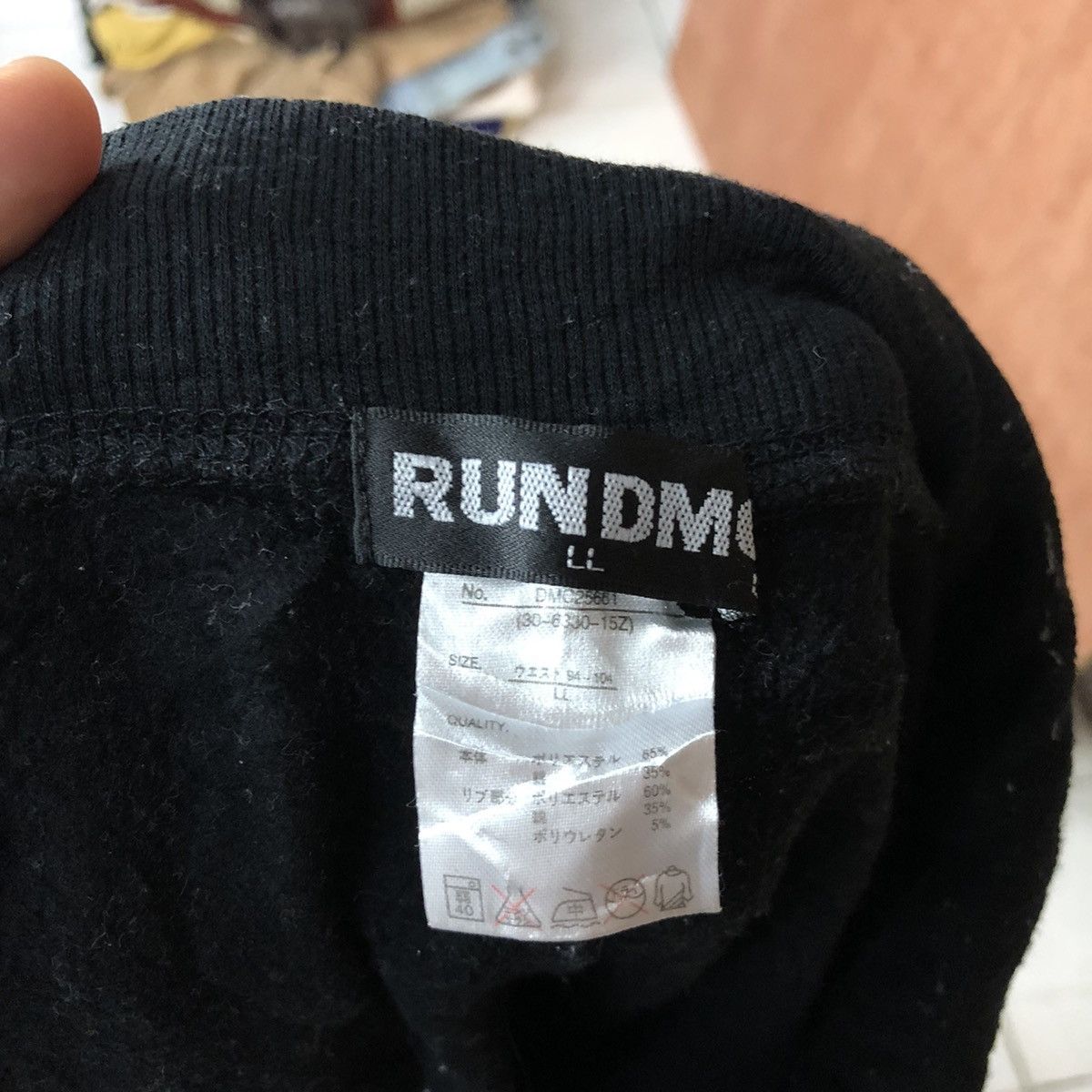 RUN DMC RUN DMC Black Joggers Pants #H446 Size US 32 / EU 48 - 13 Thumbnail