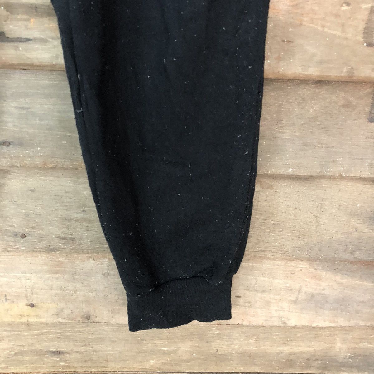 RUN DMC RUN DMC Black Joggers Pants #H446 Size US 32 / EU 48 - 8 Thumbnail