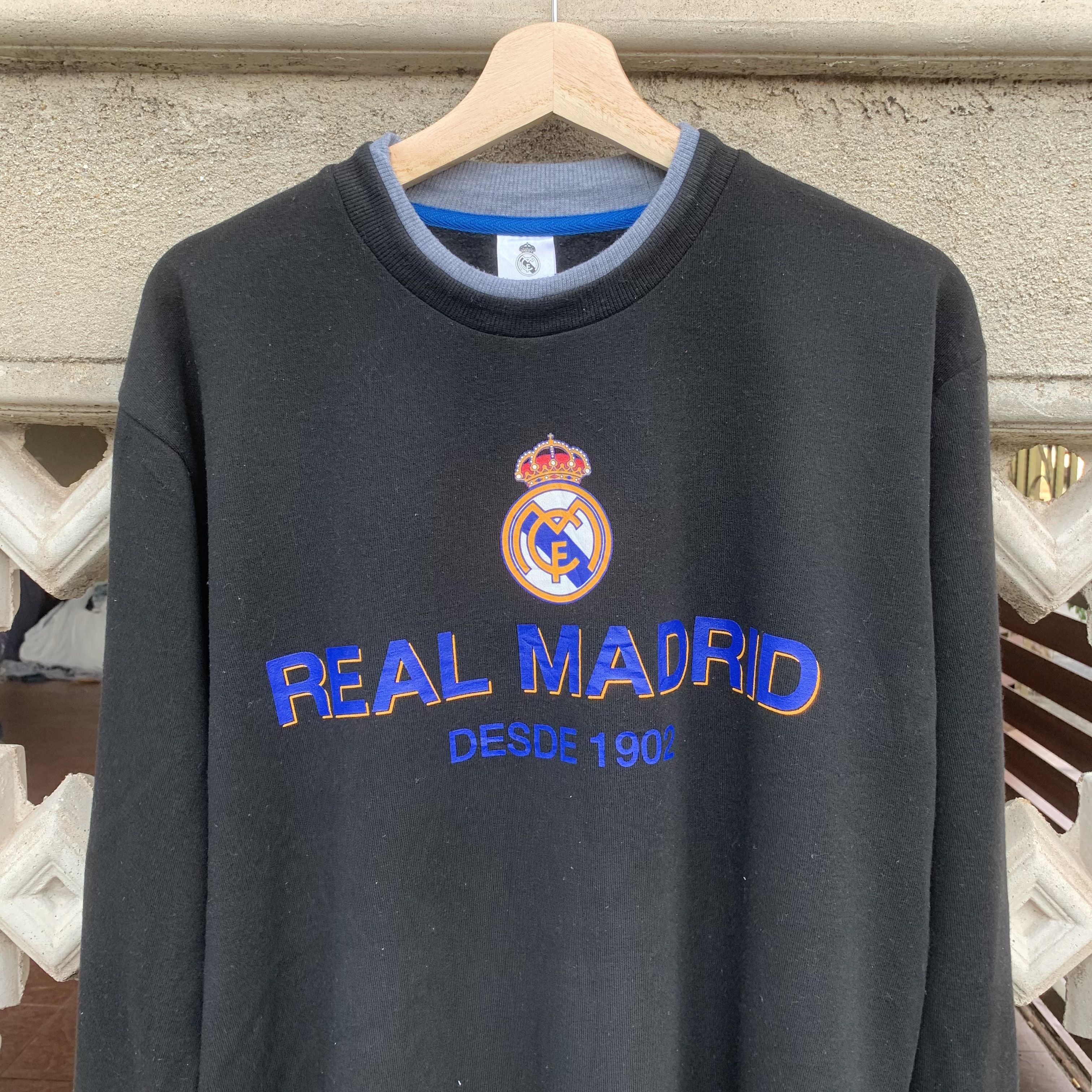 Sports Specialties Real Madrid Black Official Product Pullover Sweatshirts Size US M / EU 48-50 / 2 - 2 Thumbnail