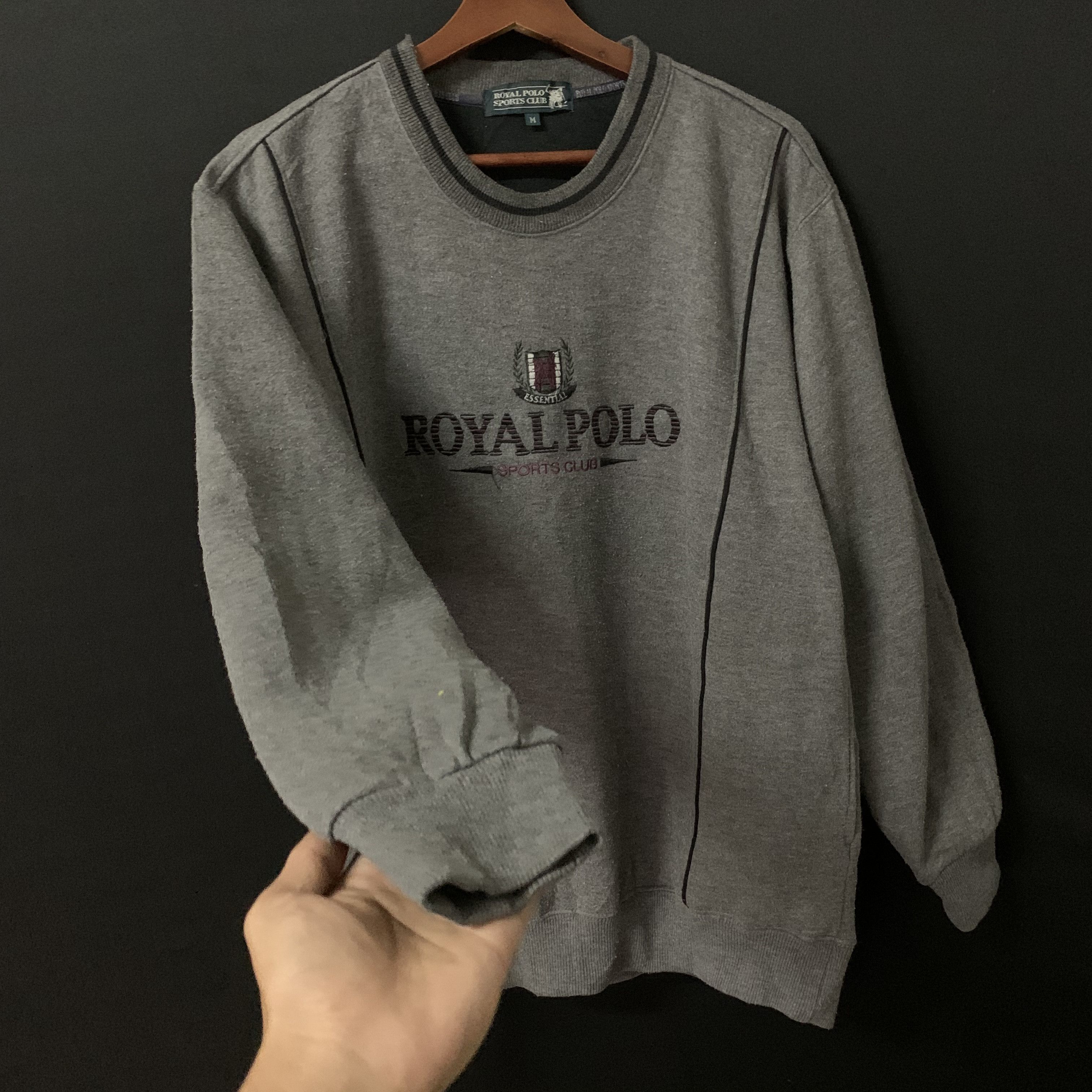 Japanese Brand Vintage Royal Polo Sports Club Embroidery Crewneck Sweater Size US M / EU 48-50 / 2 - 4 Thumbnail