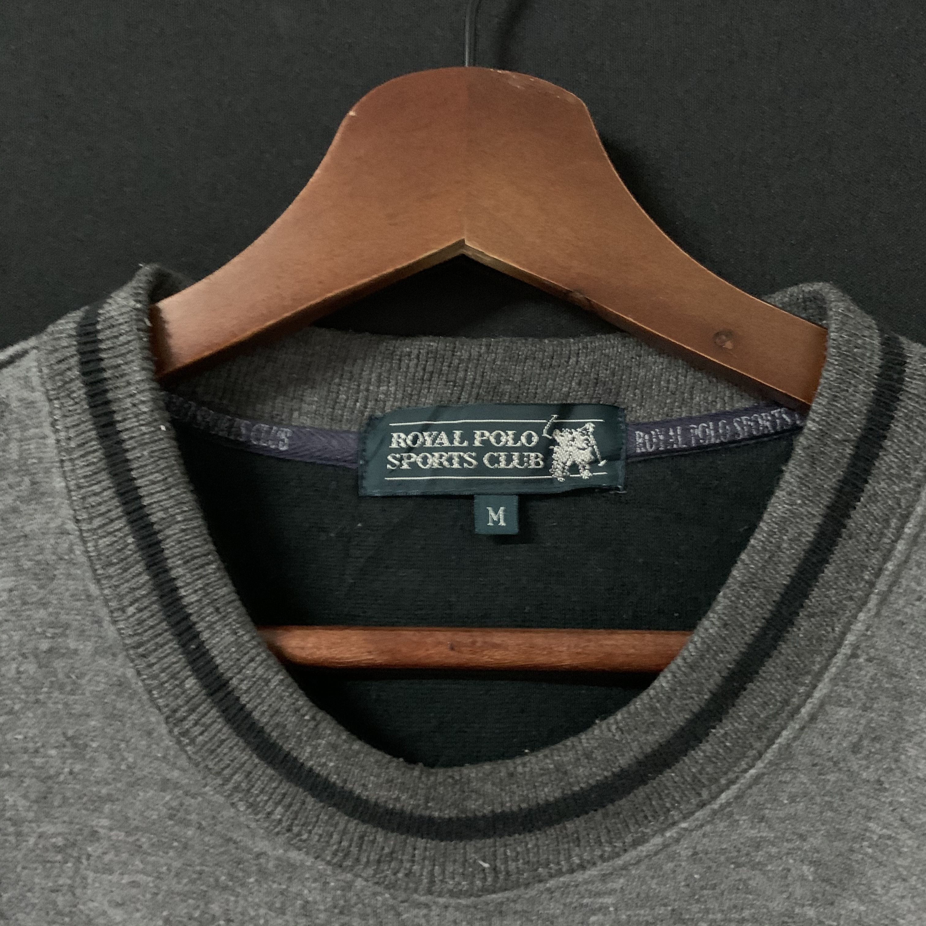 Japanese Brand Vintage Royal Polo Sports Club Embroidery Crewneck Sweater Size US M / EU 48-50 / 2 - 7 Thumbnail