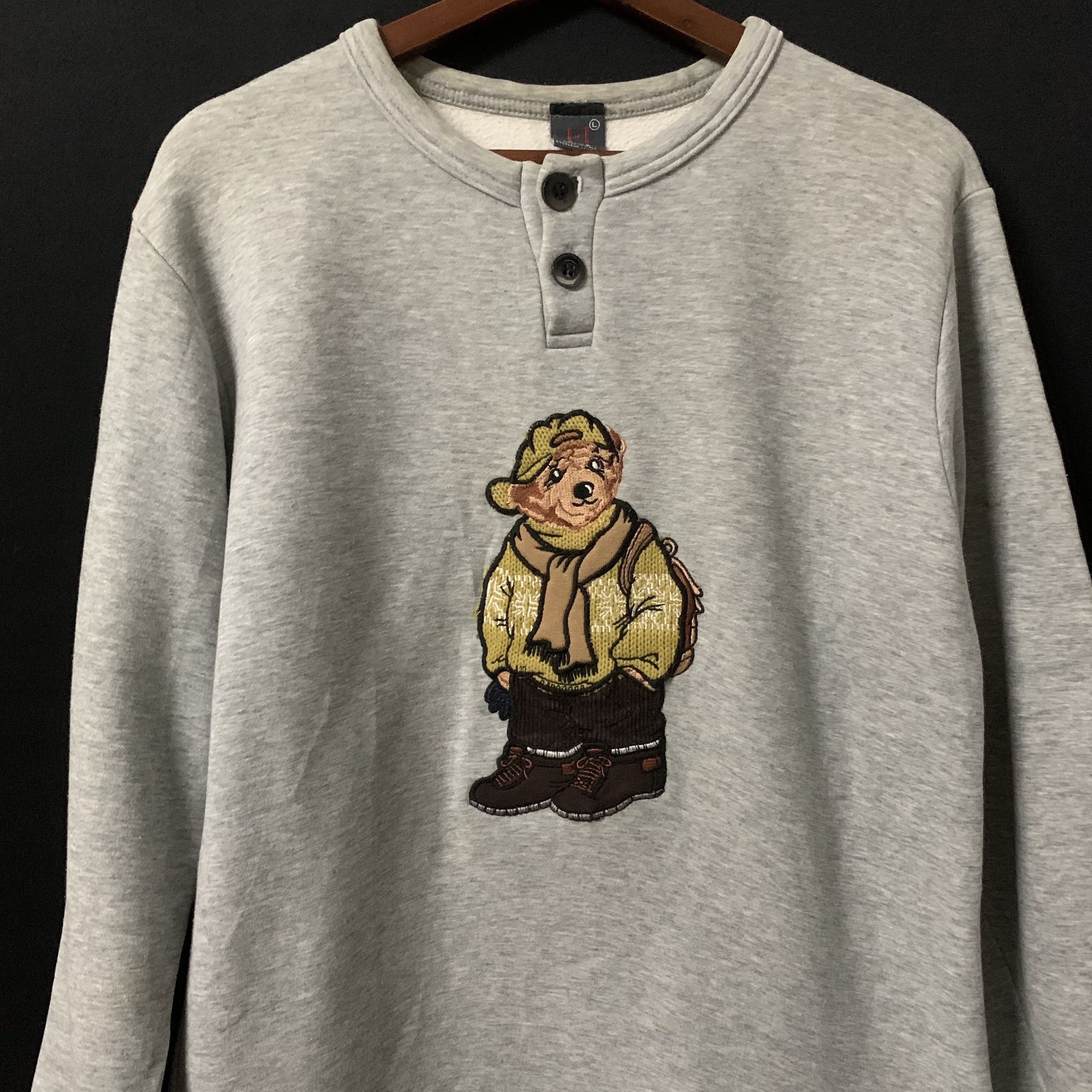 Vintage Vintage Bear Fine Sweater Sweatshirt Made In Italy Size US S / EU 44-46 / 1 - 2 Thumbnail