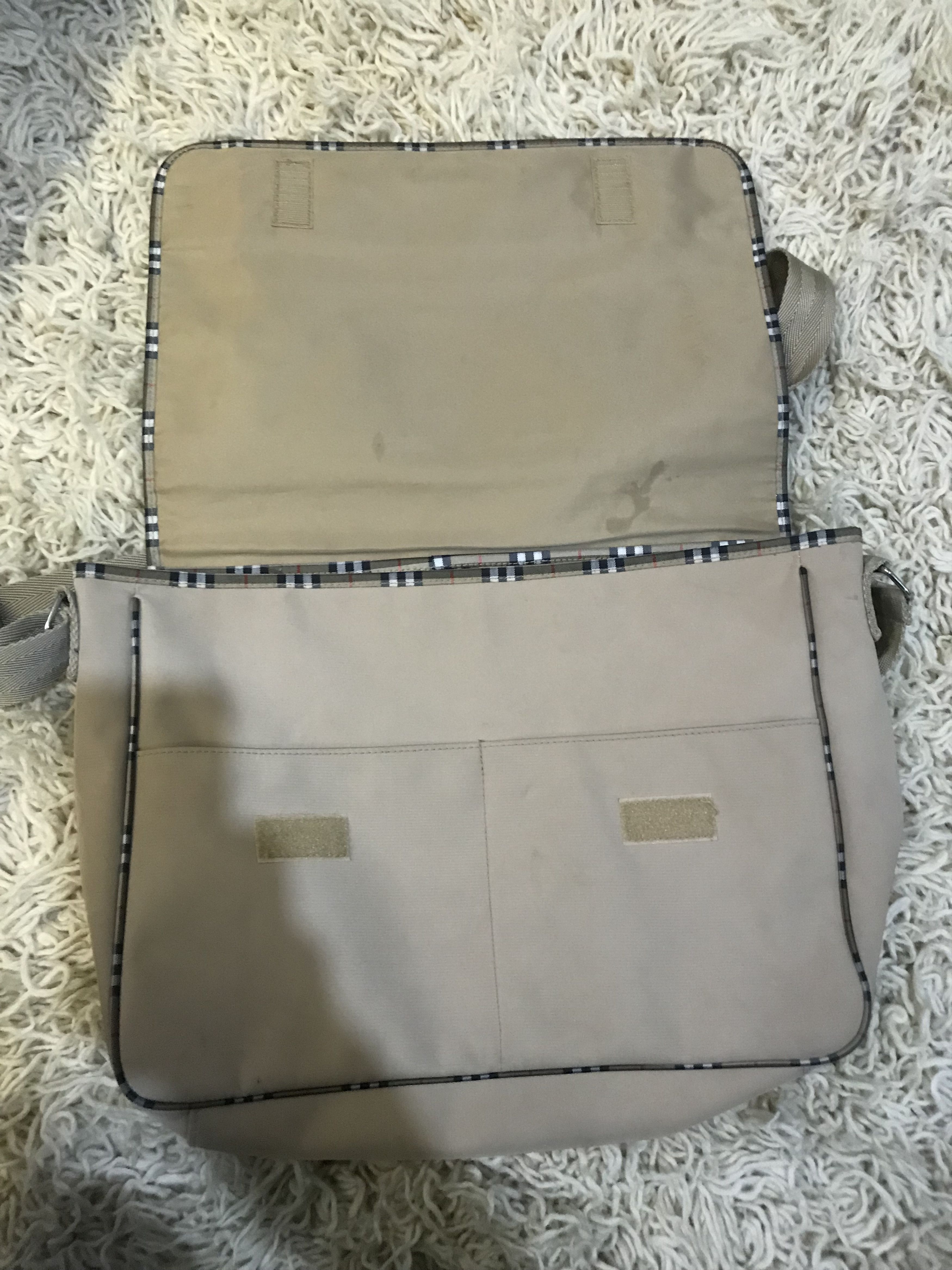 Burberry 🔥 Burberry fragrance laptop bag Size ONE SIZE - 3 Thumbnail