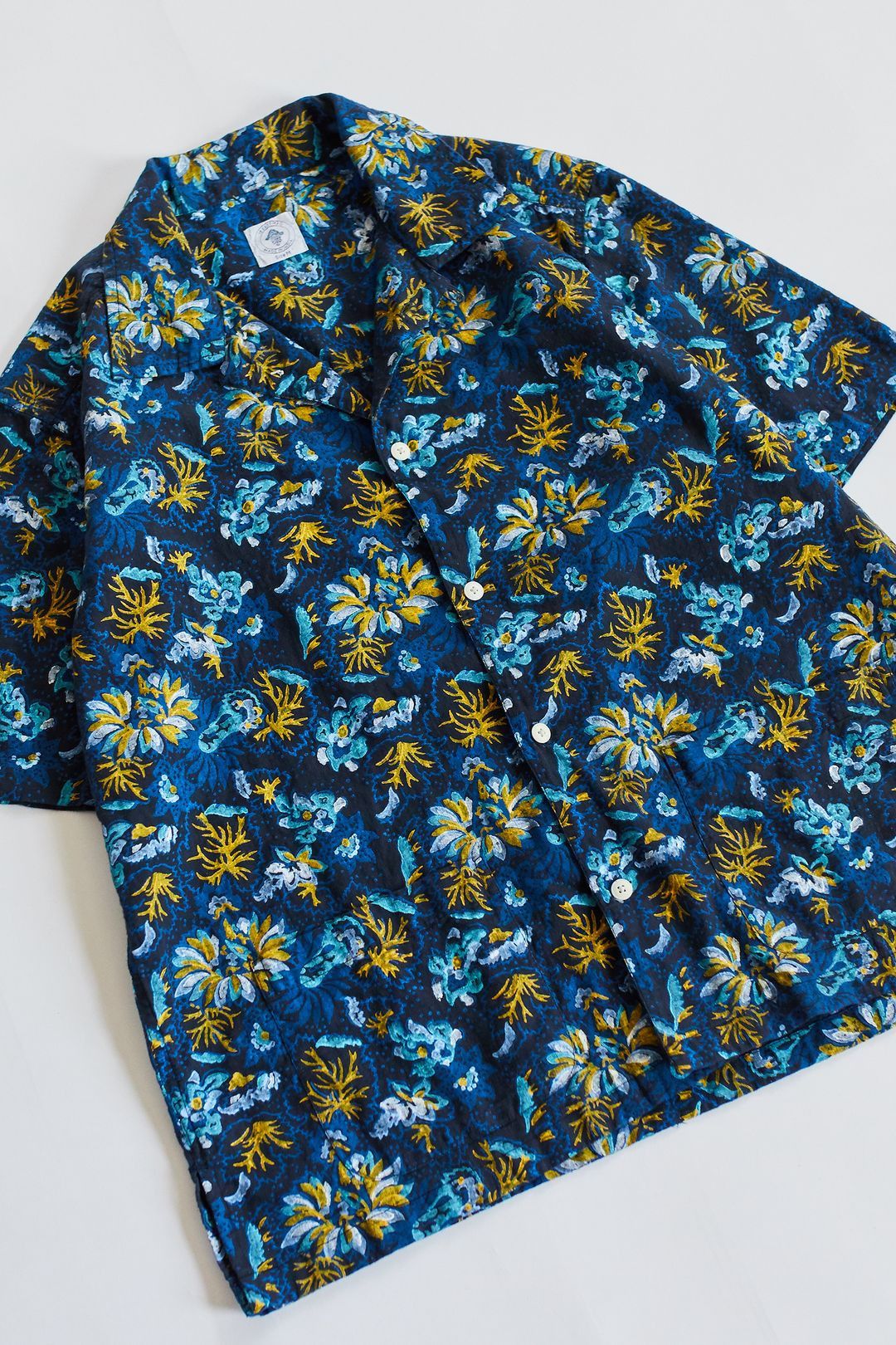 18 East 18East Yousef Camp Shirt in Navy Block Printed Linen Size US XS / EU 42 / 0 - 3 Thumbnail