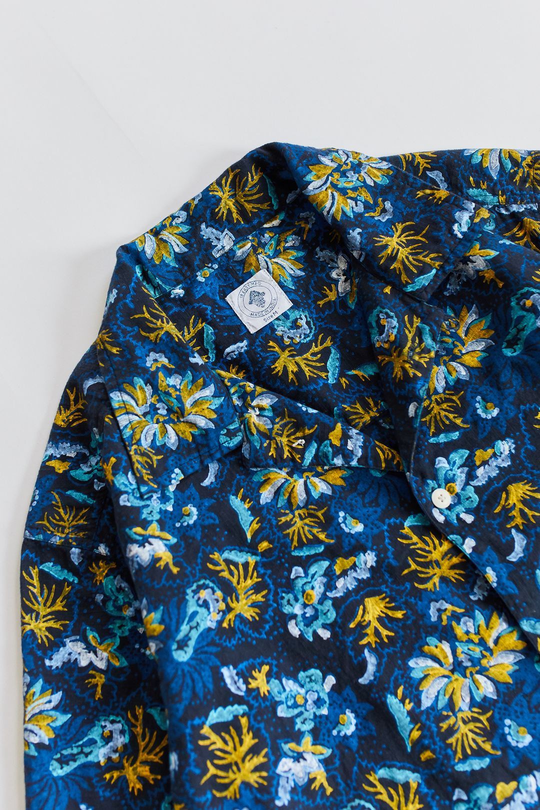18 East 18East Yousef Camp Shirt in Navy Block Printed Linen Size US XS / EU 42 / 0 - 2 Thumbnail