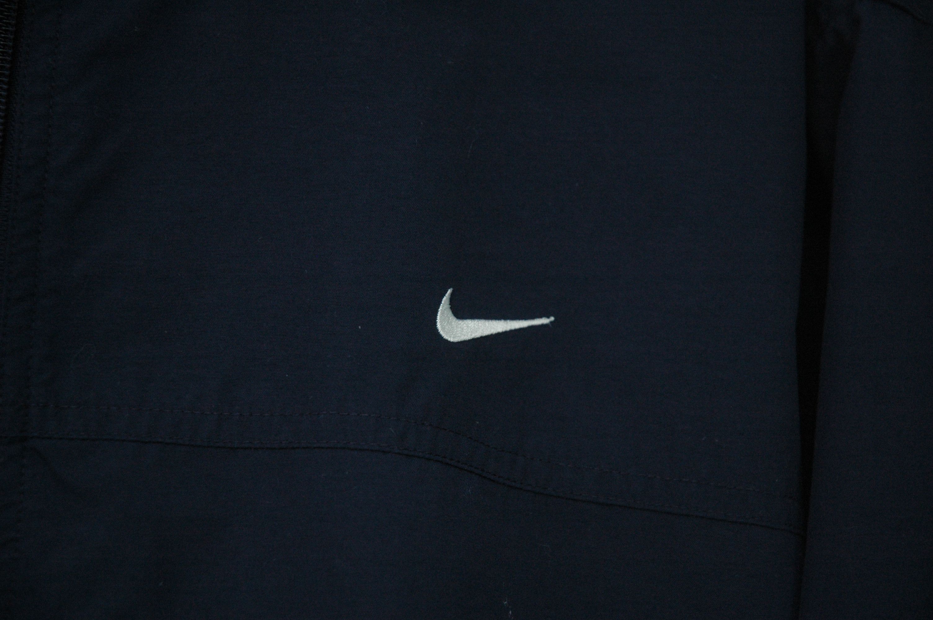 Nike × Vintage Vintage NIKE Big Swoosh Logo Light Jacket Size US L / EU 52-54 / 3 - 6 Thumbnail