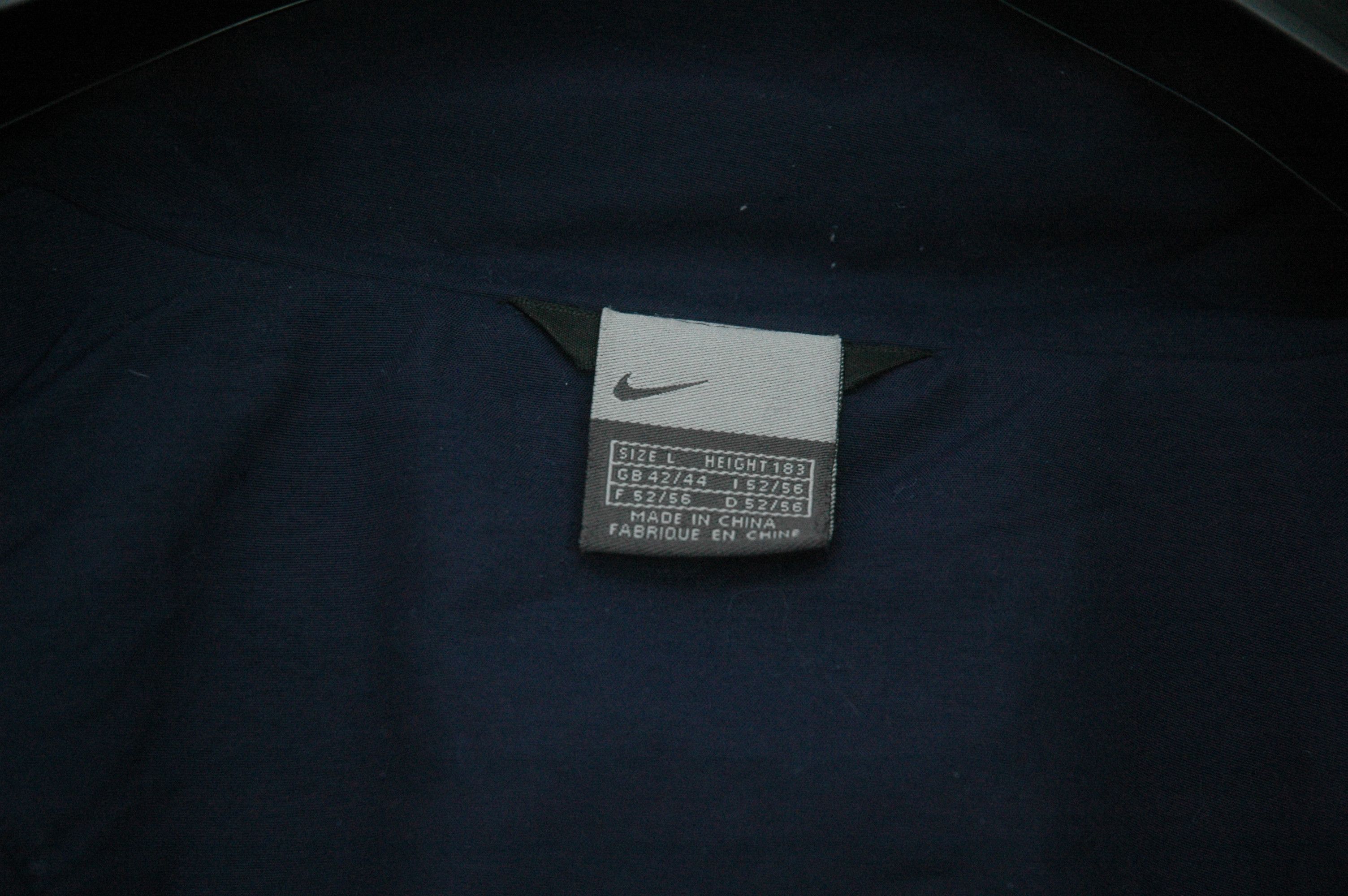 Nike × Vintage Vintage NIKE Big Swoosh Logo Light Jacket Size US L / EU 52-54 / 3 - 11 Thumbnail