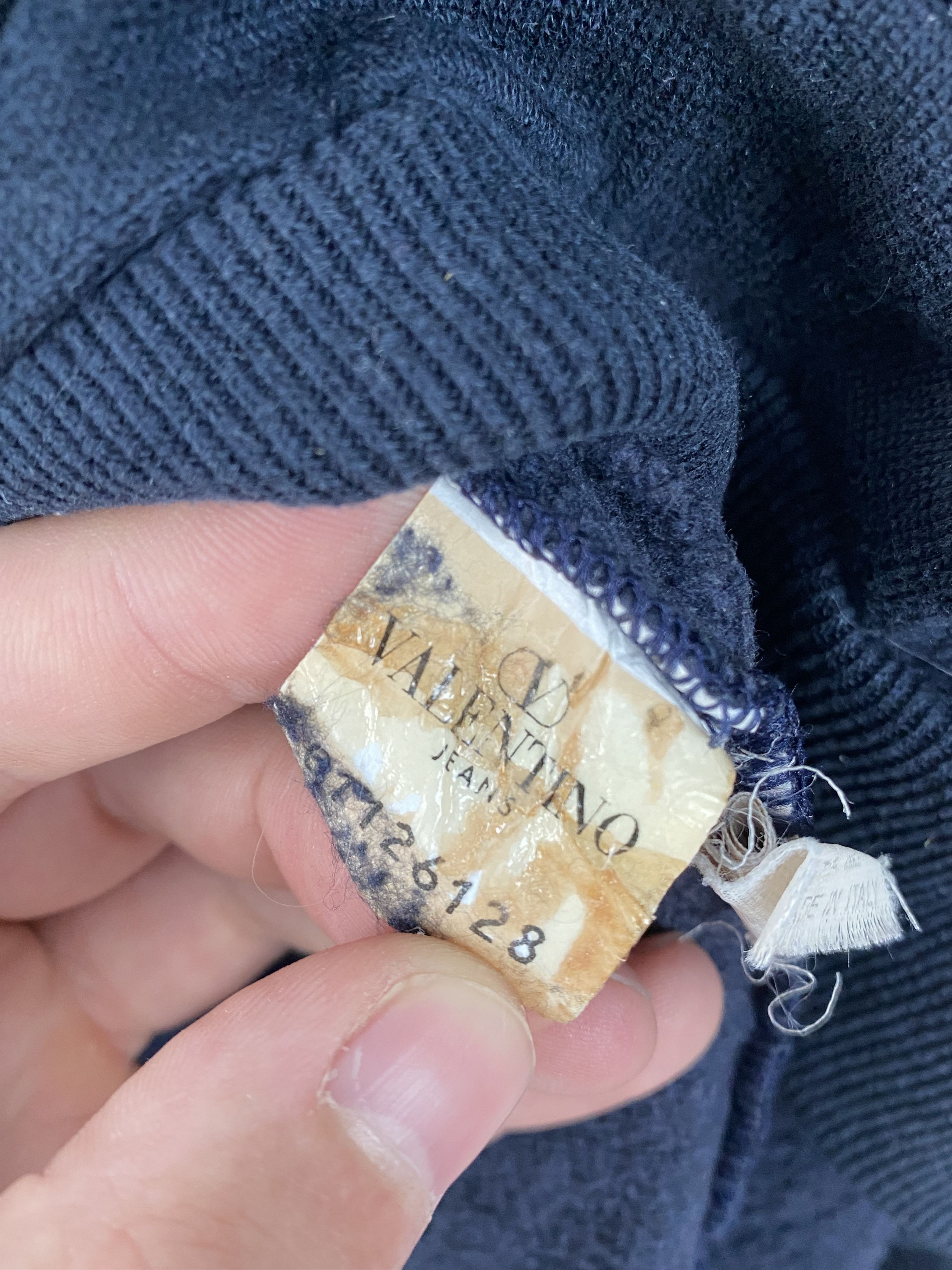 Valentino VALENTINO Jeans Vintage Sweaters Big Logo Made in Italy Size US L / EU 52-54 / 3 - 6 Thumbnail