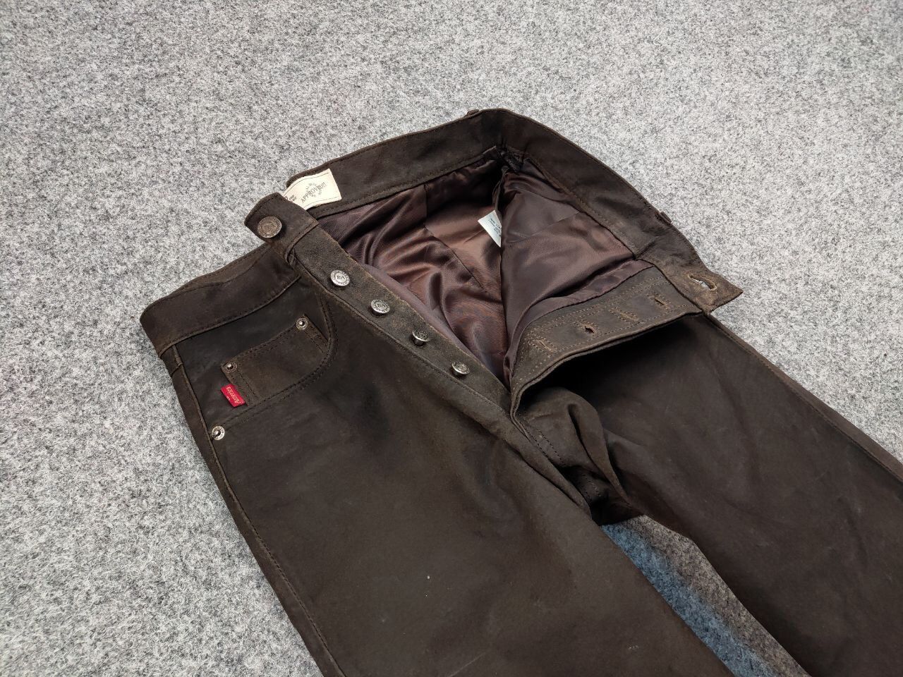 Japanese Brand Vintage 90's Japan leather Dark Brown Trousers Casual Pants Size US 34 / EU 50 - 13 Thumbnail