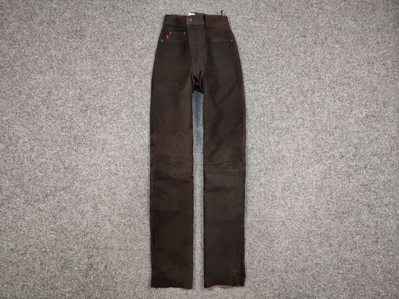 Japanese Brand Vintage 90's Japan leather Dark Brown Trousers Casual Pants Size US 34 / EU 50 - 1 Thumbnail