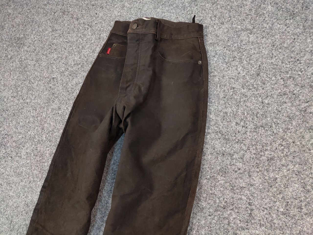 Japanese Brand Vintage 90's Japan leather Dark Brown Trousers Casual Pants Size US 34 / EU 50 - 4 Thumbnail