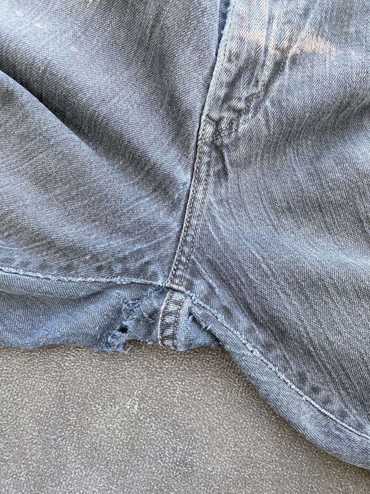 Jean × Levi's × Vintage VINTAGE LEVIS 511 FADED BLACK JEANS-J424 Size US 34 / EU 50 - 11 Thumbnail