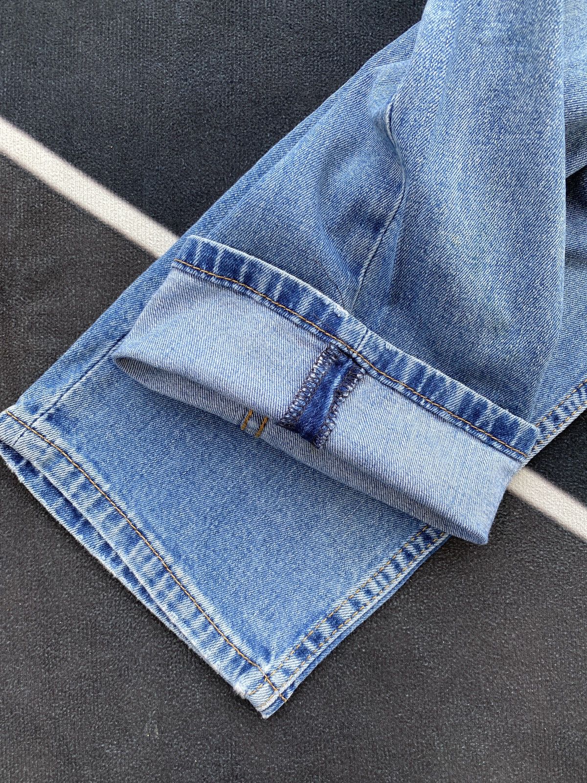 Jean × Levi's × Vintage VINTAGE LEVIS 511 DISTRESSED BLUE WASH JEANS-J426 Size US 37 - 11 Thumbnail