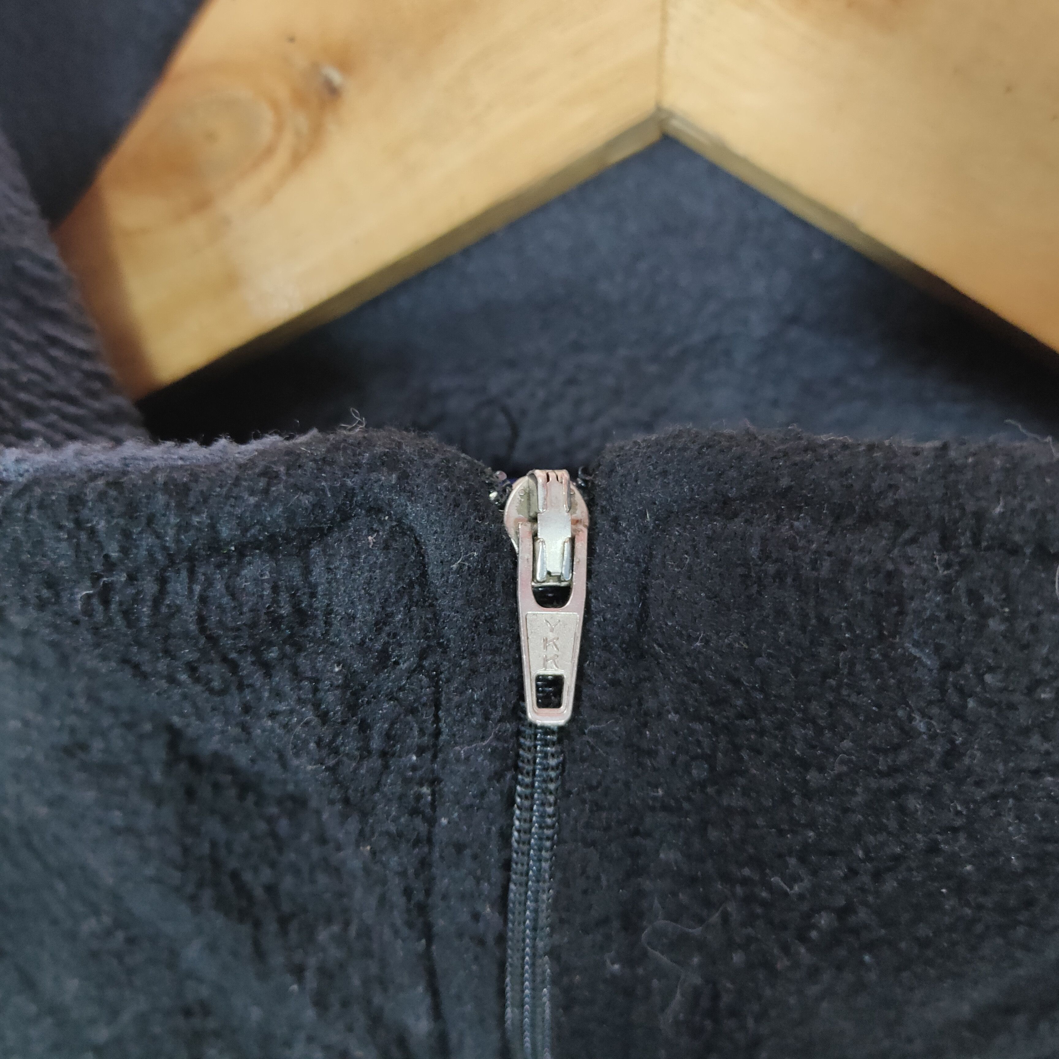 Patagonia Vintage PATAGONIA CAPILENE Neck Zipper Fleece Embroidery Size US L / EU 52-54 / 3 - 4 Thumbnail