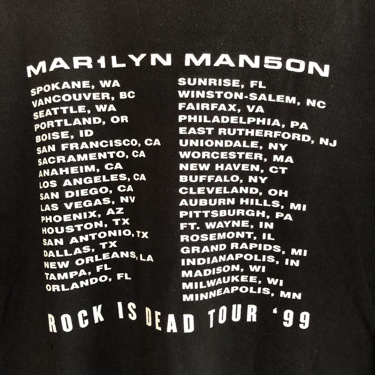 Band Tees Marilyn Manson Rock is Dead Tour 99 Size US M / EU 48-50 / 2 - 5 Thumbnail