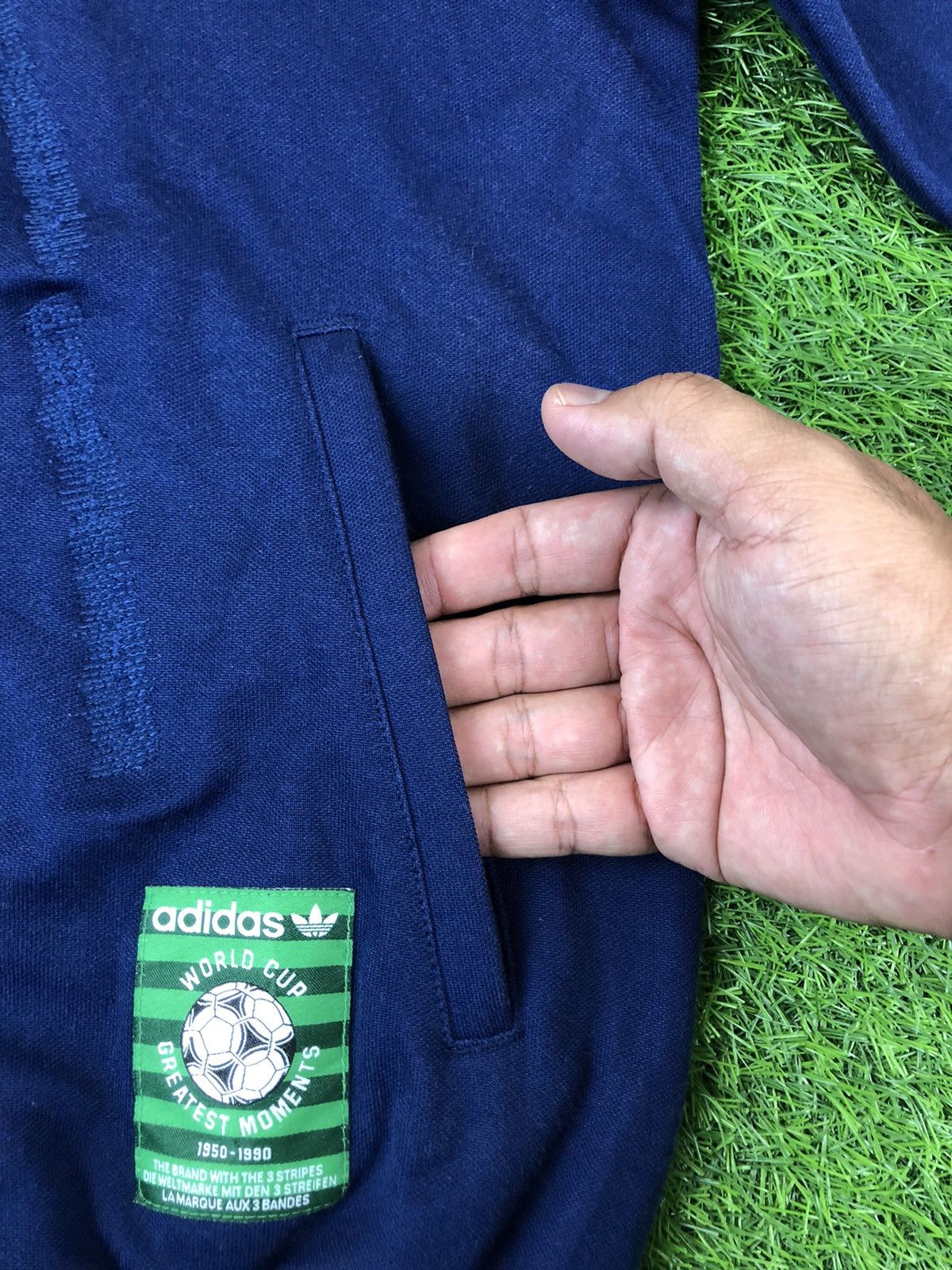 Adidas × Vintage 🔥RARE Adidas Special Edition Maradona “Hand Of God” Jacket Size US M / EU 48-50 / 2 - 9 Thumbnail