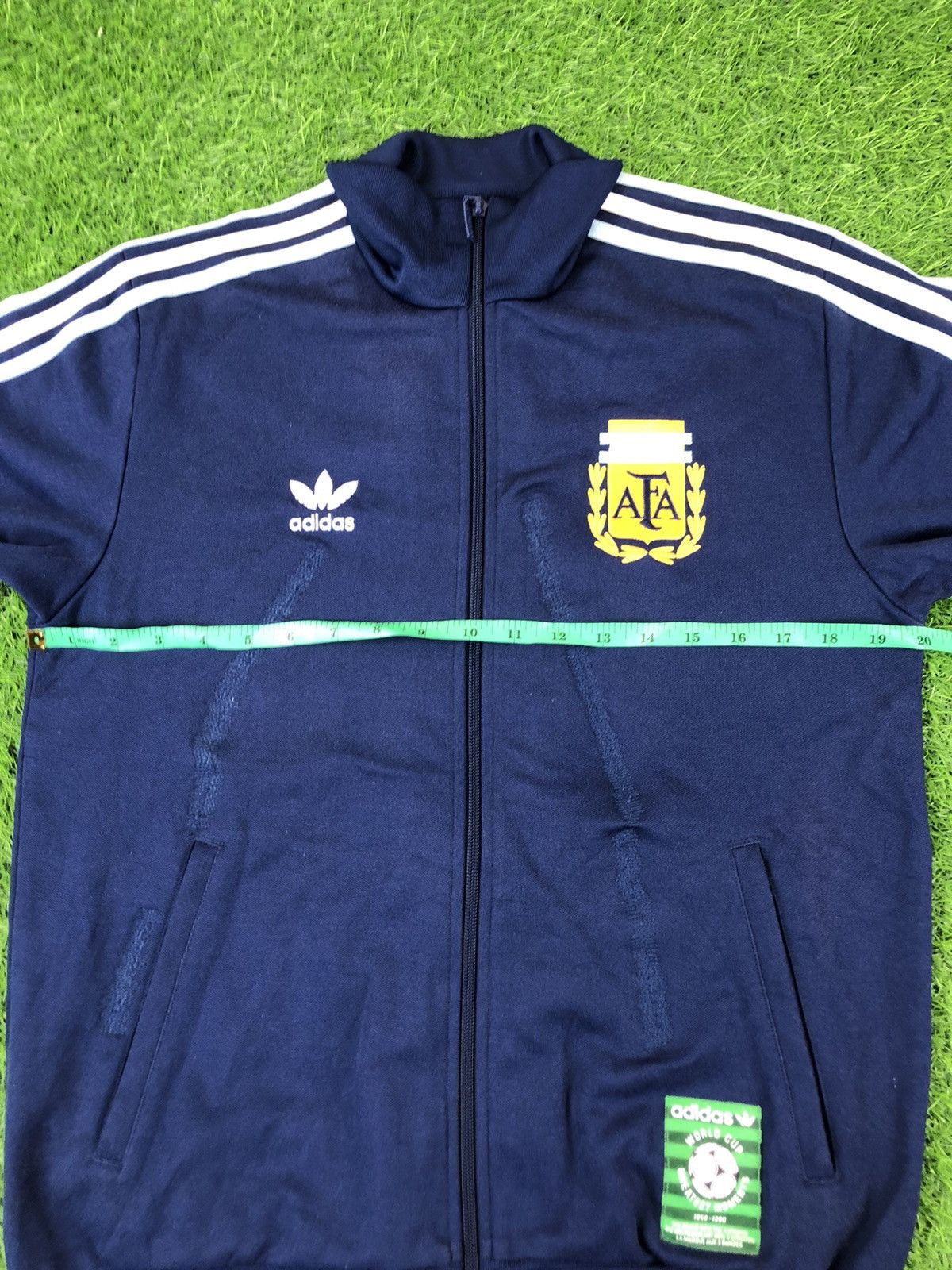 Adidas × Vintage 🔥RARE Adidas Special Edition Maradona “Hand Of God” Jacket Size US M / EU 48-50 / 2 - 19 Thumbnail