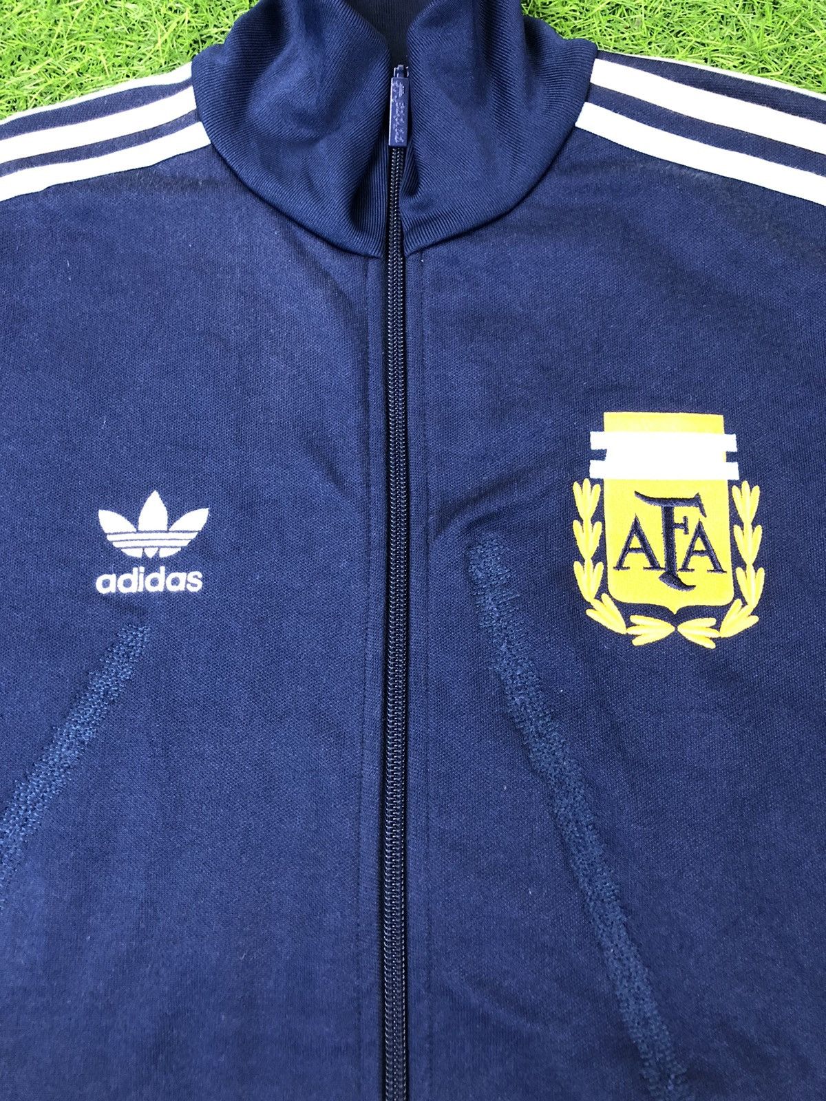 Adidas × Vintage 🔥RARE Adidas Special Edition Maradona “Hand Of God” Jacket Size US M / EU 48-50 / 2 - 4 Thumbnail