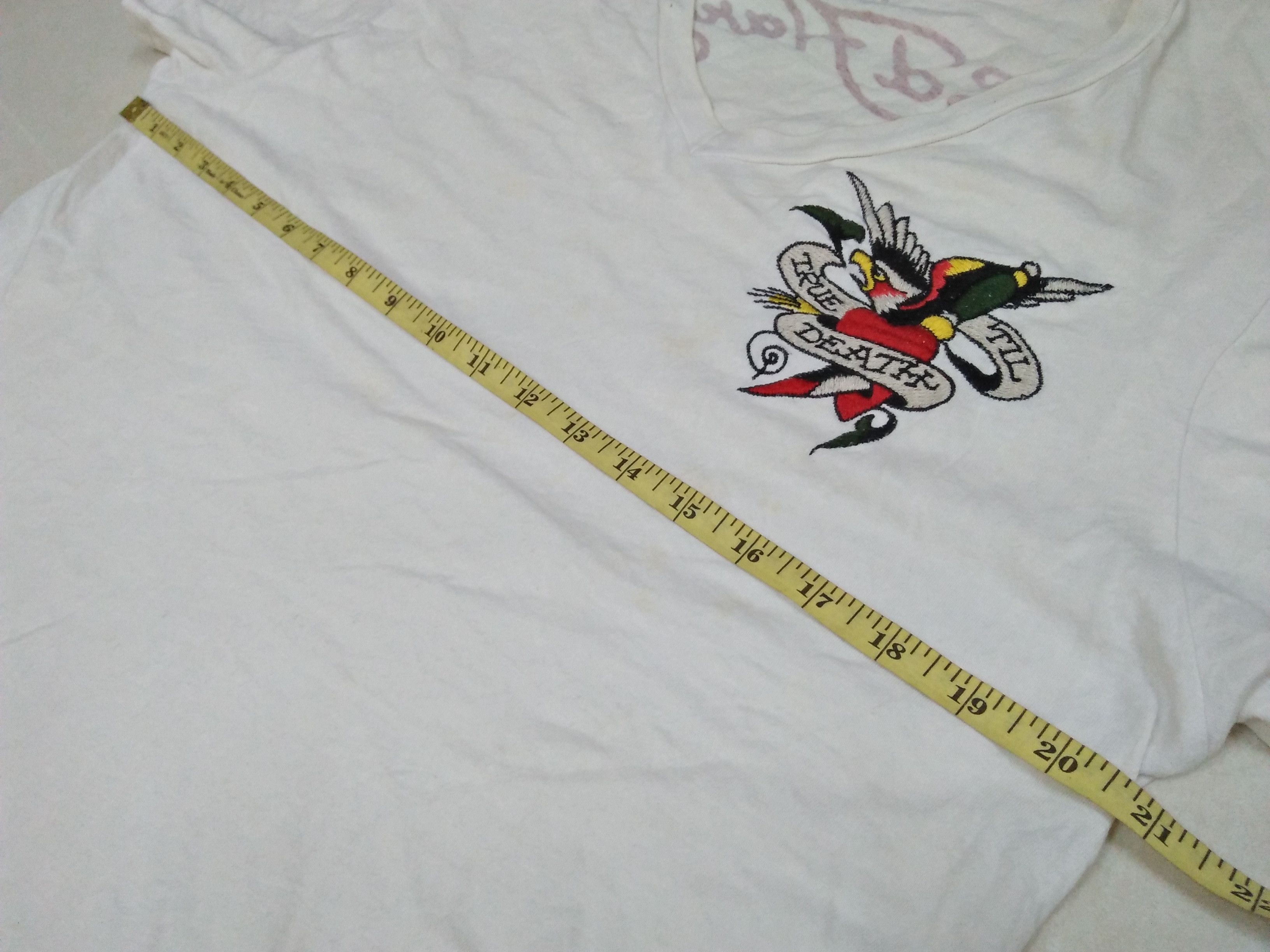 Christian Audigier ED HARDY By Christian Audigier Made In USA White Tee Size US L / EU 52-54 / 3 - 9 Thumbnail