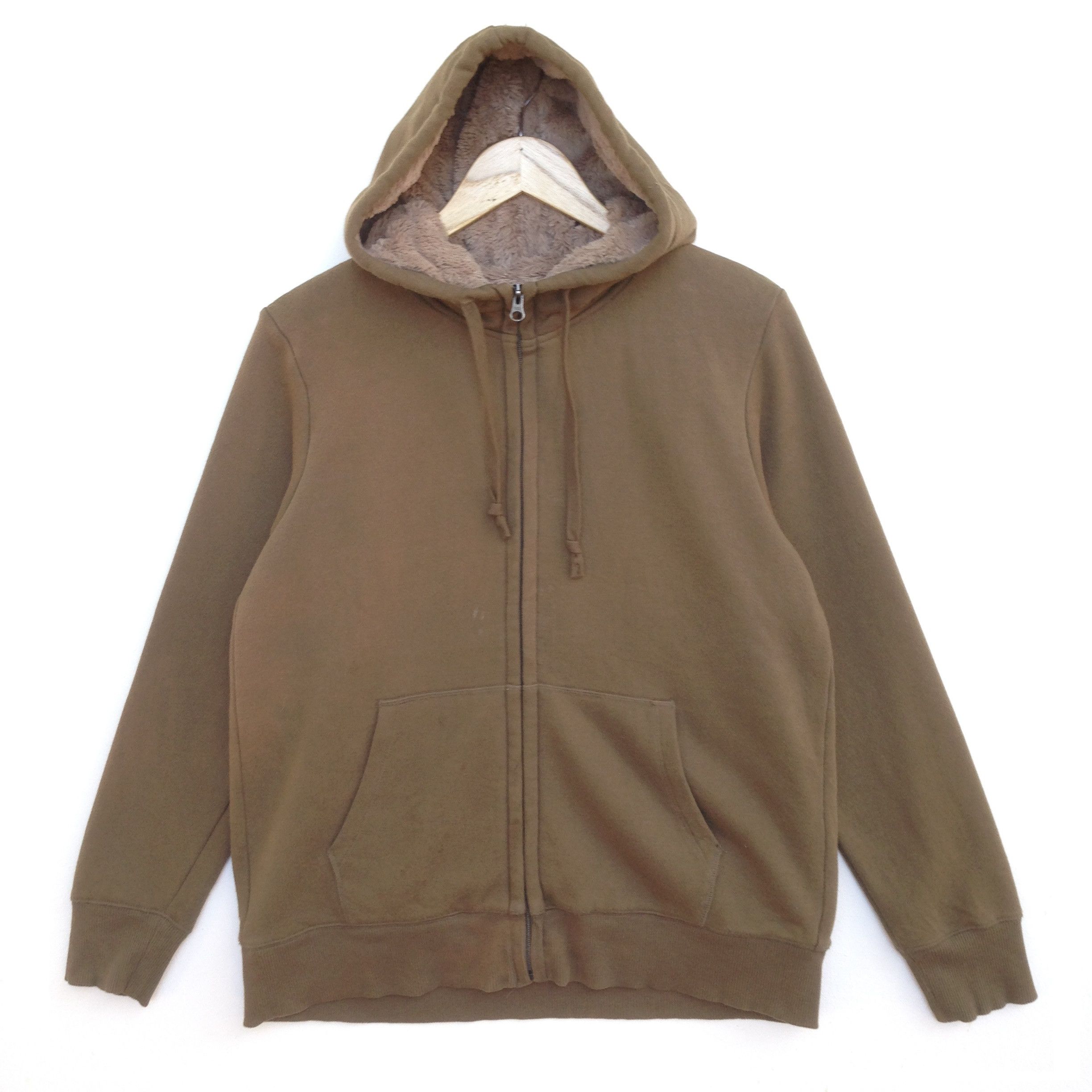 Uniqlo Uniqlo Plain Hoodie Sweatshirt zip fluffy inside Jumper Size US M / EU 48-50 / 2 - 1 Thumbnail