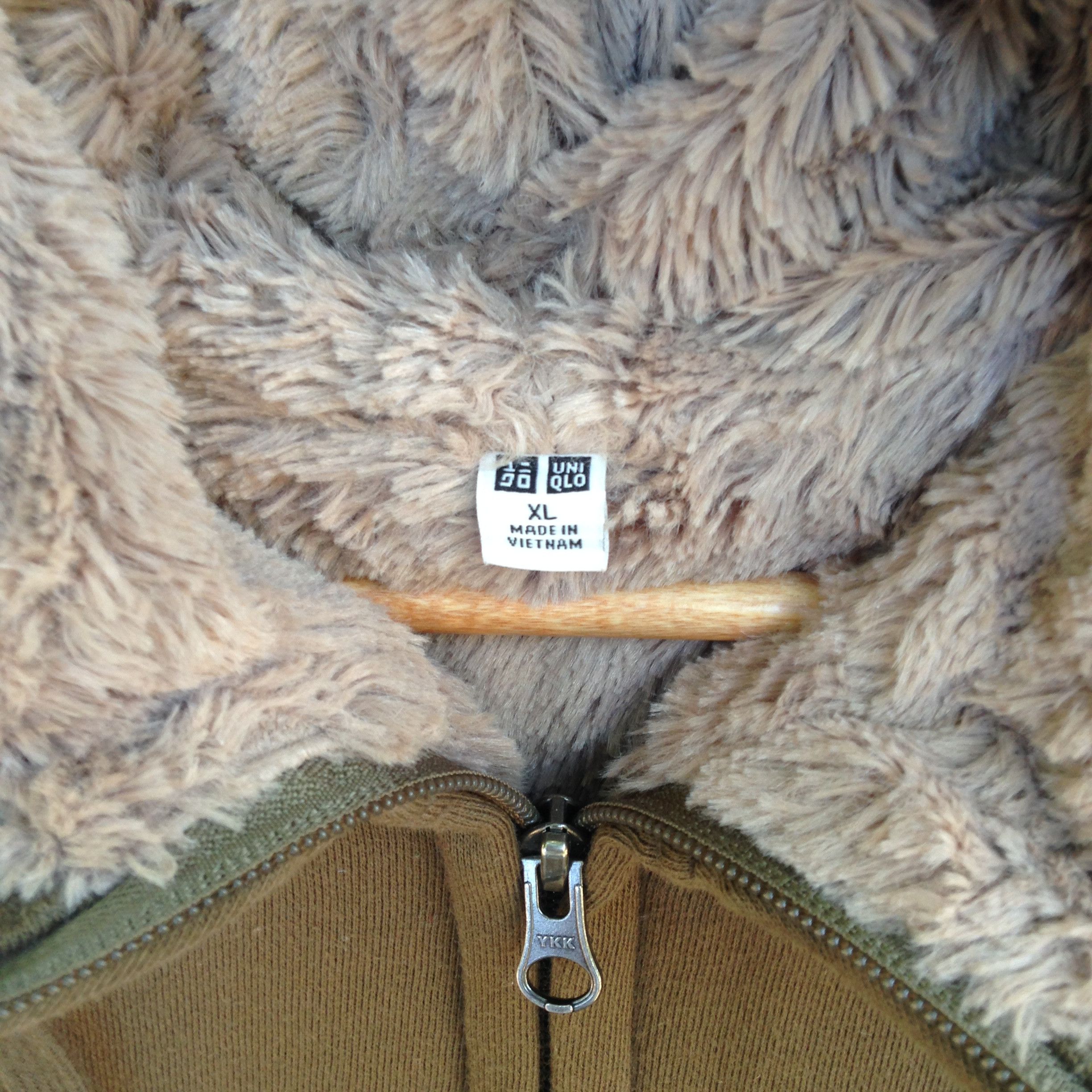 Uniqlo Uniqlo Plain Hoodie Sweatshirt zip fluffy inside Jumper Size US M / EU 48-50 / 2 - 3 Thumbnail