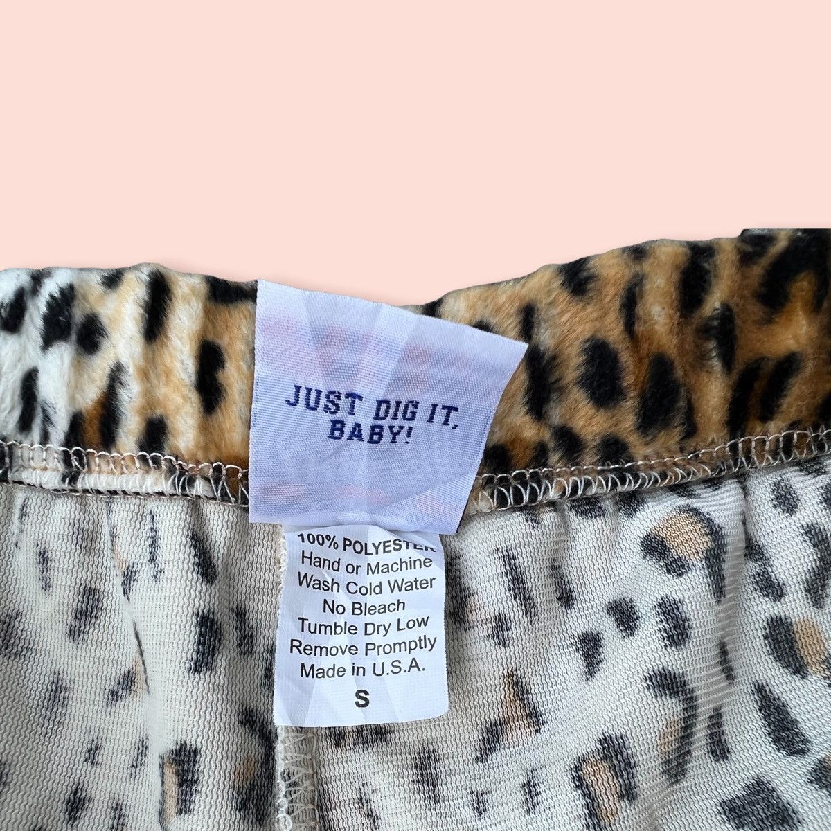 Other VINUS RAGS FLUFFY LEOPARD PRINT SHORTS Size US 30 / EU 46 - 7 Thumbnail