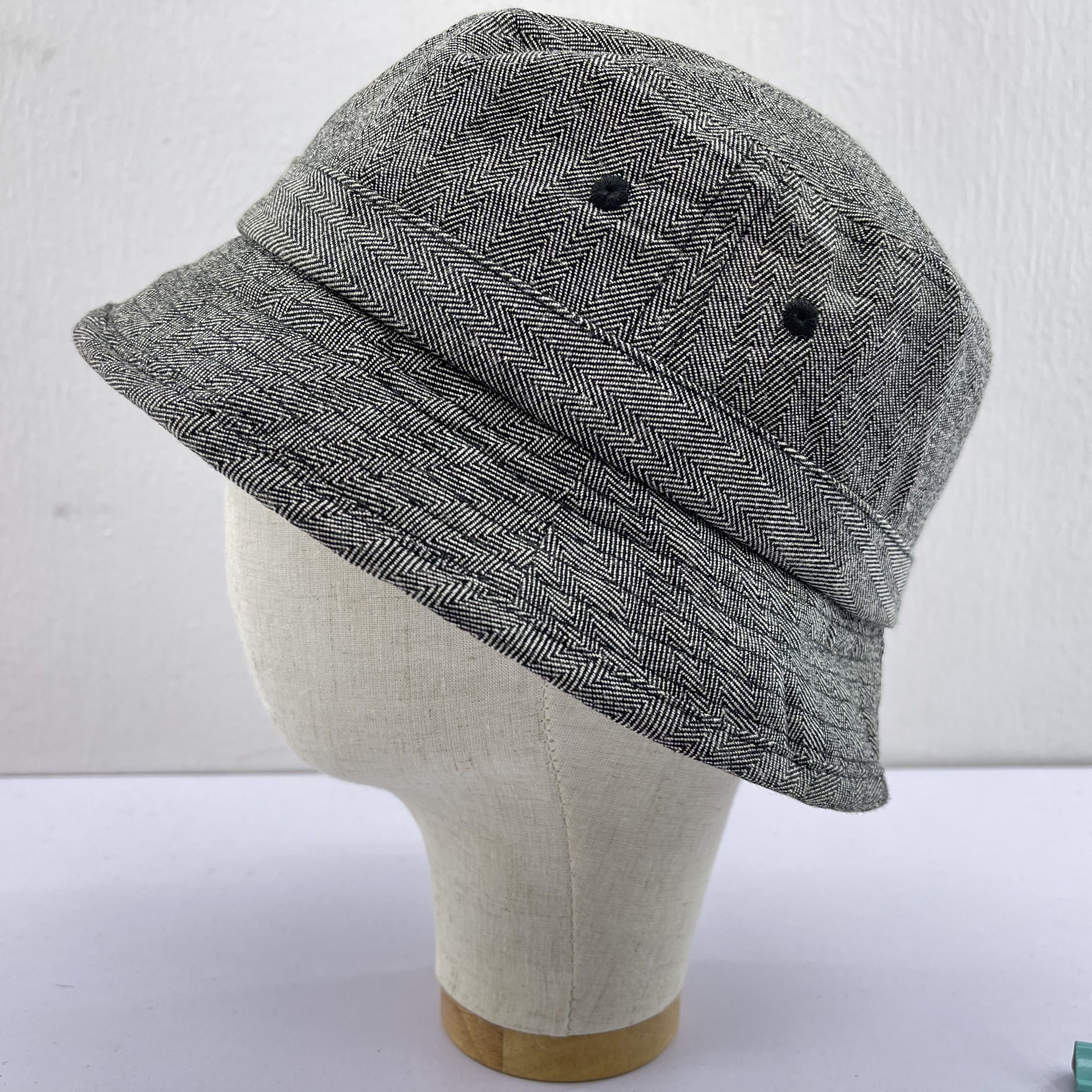 Japanese Brand Ruben Bucket Hats- BH1164 Size ONE SIZE - 1 Thumbnail