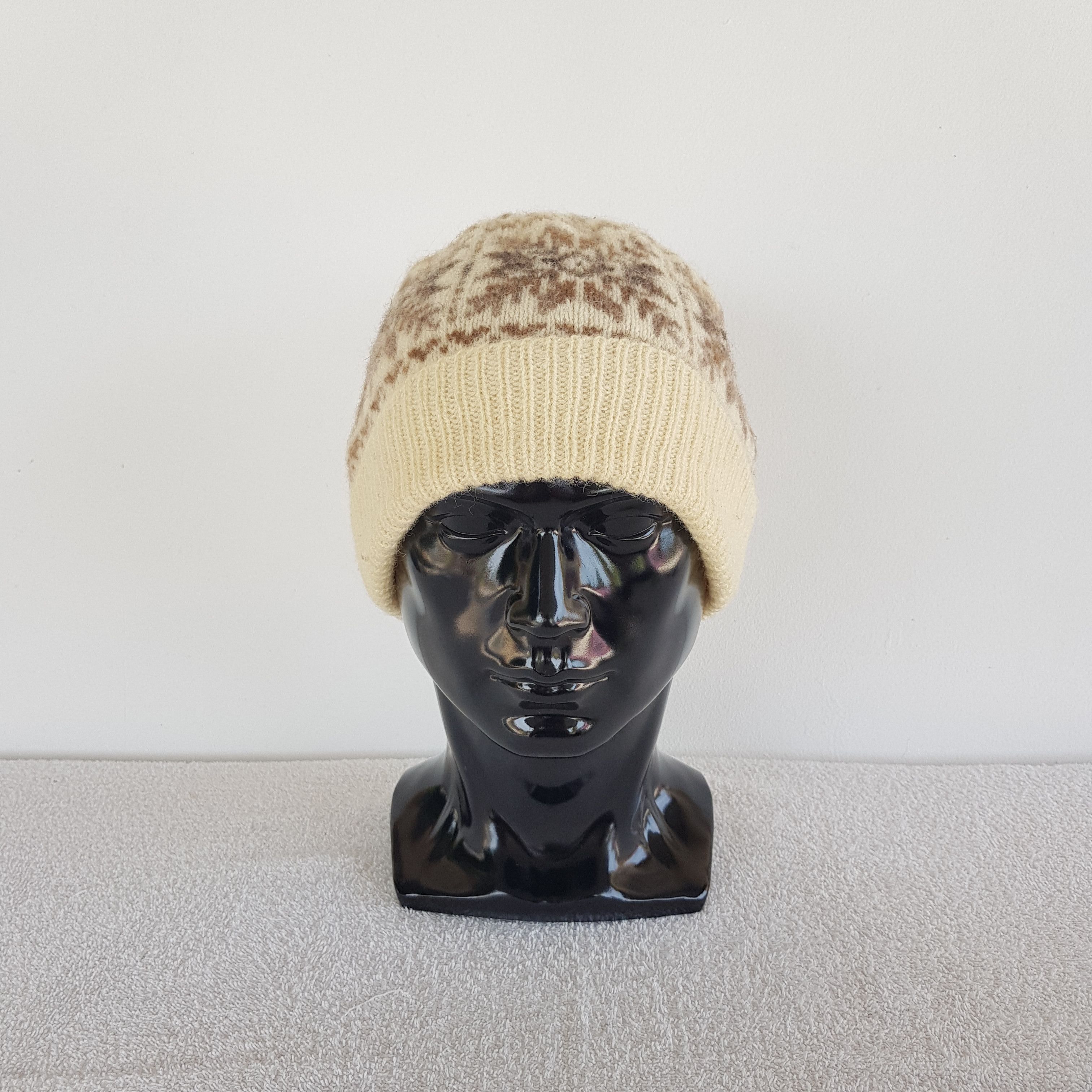 Japanese Brand × Vintage Japanese Unknown Beanie Snow Cap Knitted Crochet Hats Size ONE SIZE - 2 Thumbnail