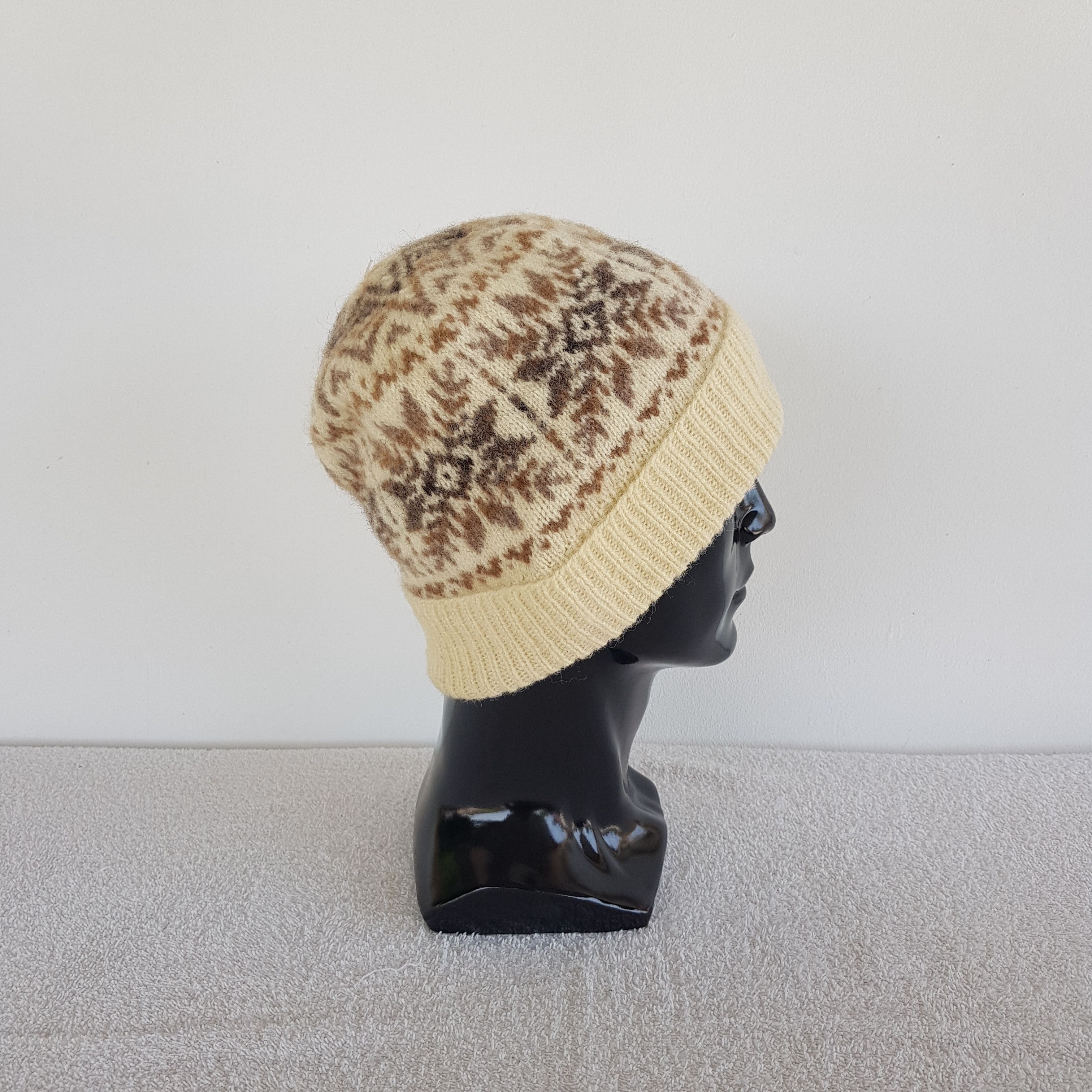 Japanese Brand × Vintage Japanese Unknown Beanie Snow Cap Knitted Crochet Hats Size ONE SIZE - 3 Thumbnail
