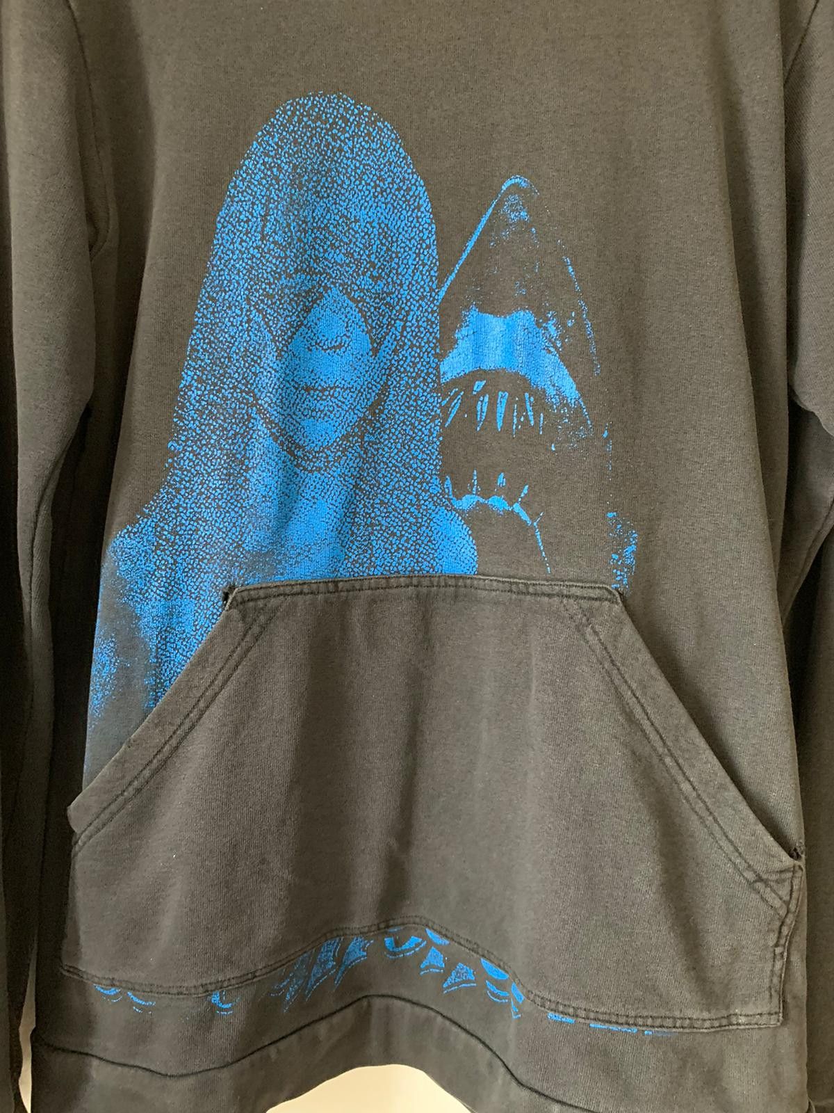 Raf Simons SS03 ”Consumed” Penelope Tree Jaws Hoodie Size US M / EU 48-50 / 2 - 8 Thumbnail