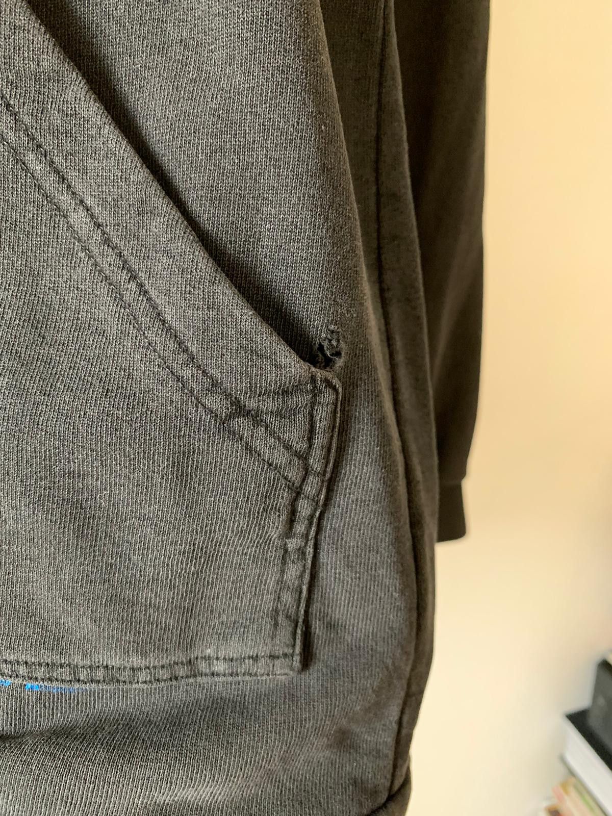 Raf Simons SS03 ”Consumed” Penelope Tree Jaws Hoodie Size US M / EU 48-50 / 2 - 5 Thumbnail