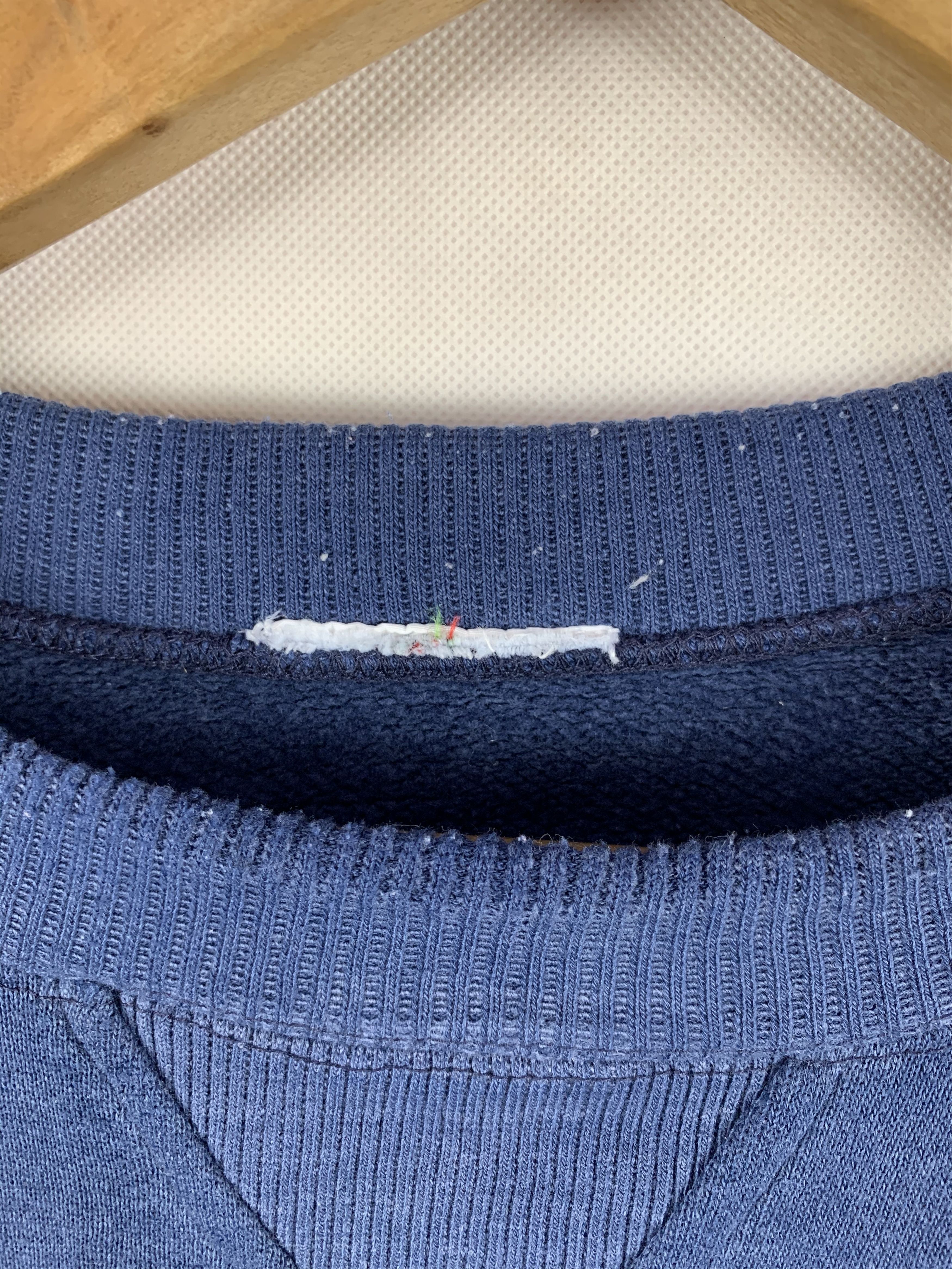 Lacoste 🔥Vintage Lacoste Distressed Sweatshirt Size US L / EU 52-54 / 3 - 4 Thumbnail