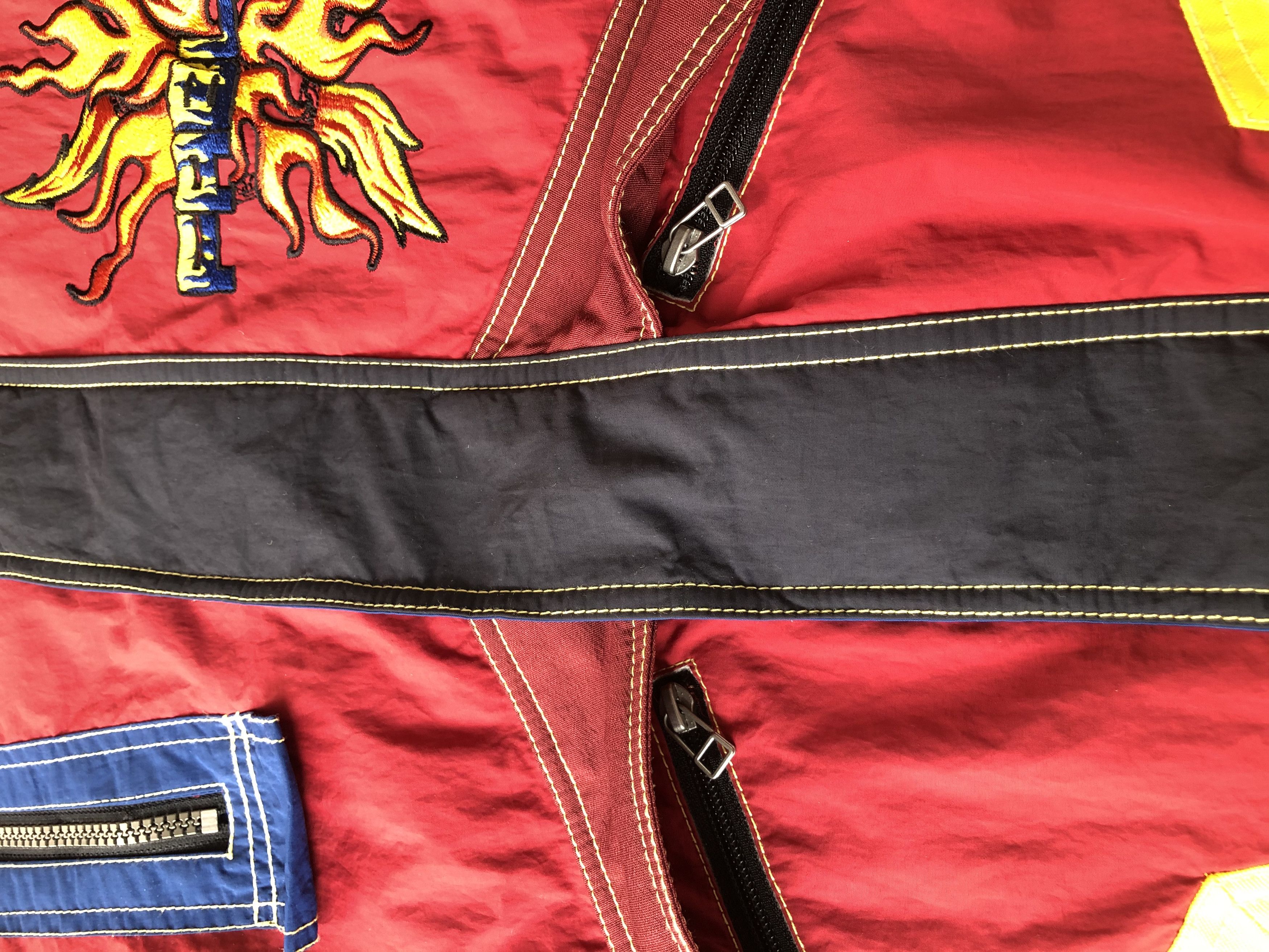 Japanese Brand VINTAGE 90’s RARE FABLICE SKI THINSULATE JACKET Size US L / EU 52-54 / 3 - 11 Thumbnail
