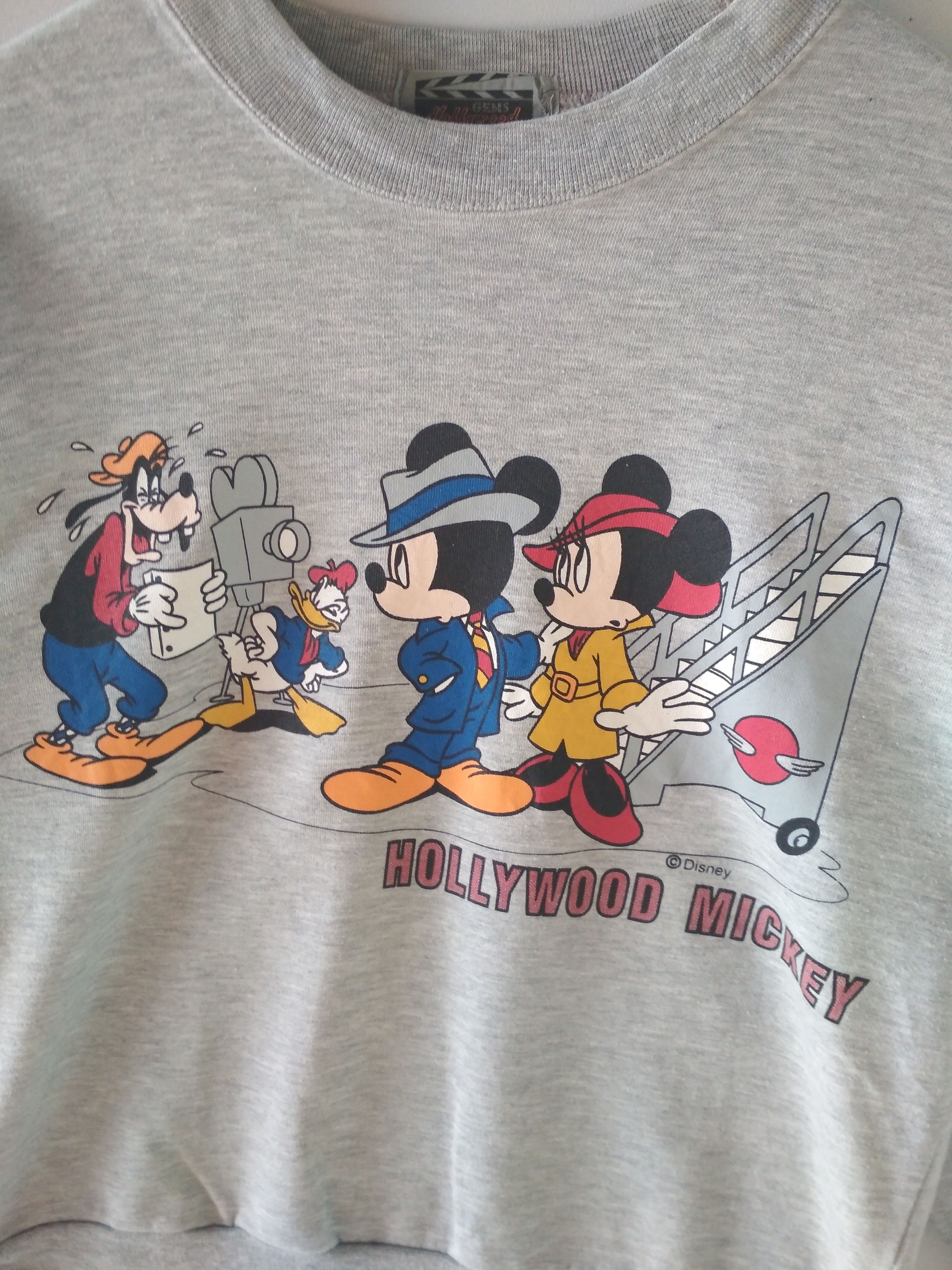 Disney HOLLYWOOD DISNEY VINTAGE CASTING FAMILY SWEATSHIRT Size US M / EU 48-50 / 2 - 2 Thumbnail