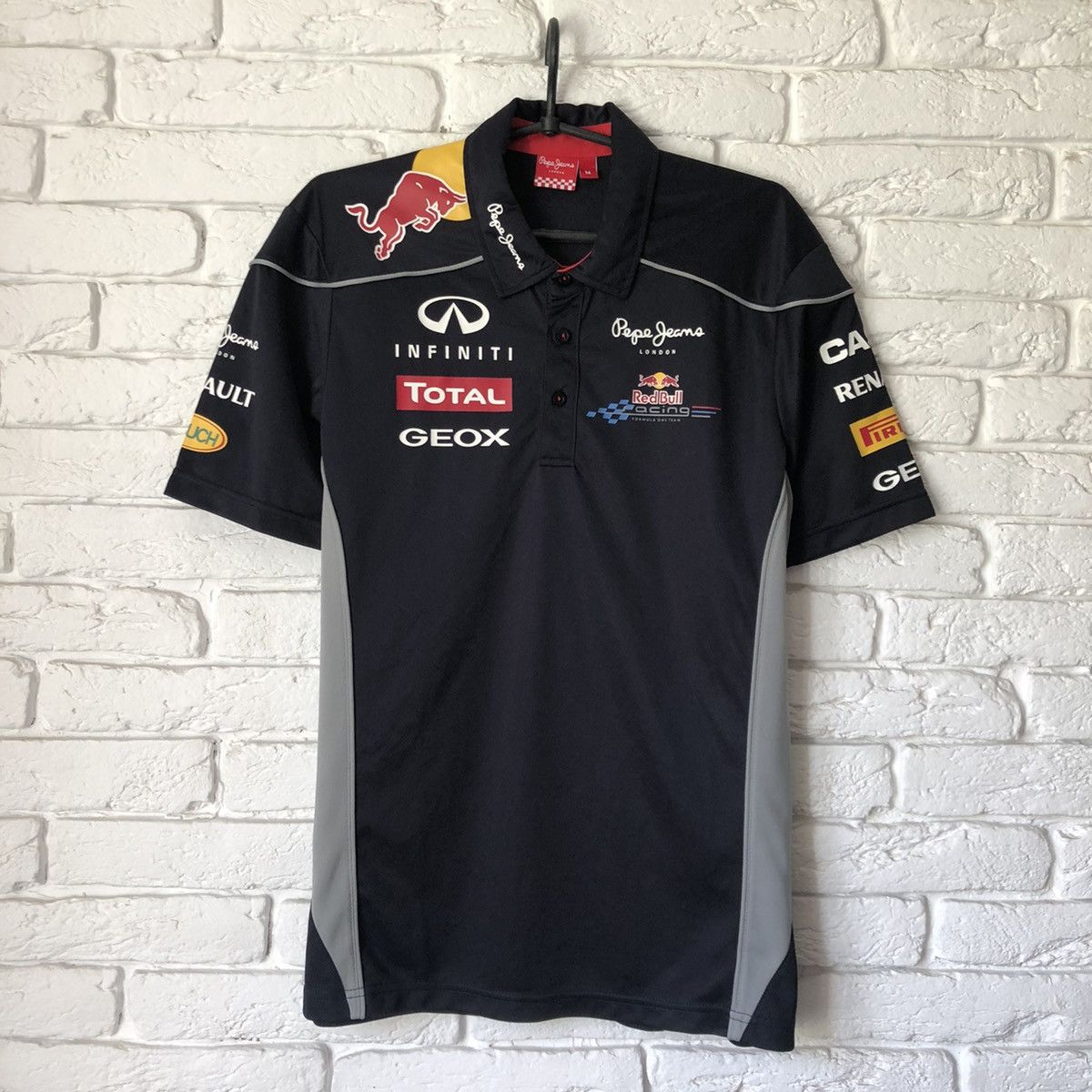 Infiniti Red Bull Racing polo t shirt
