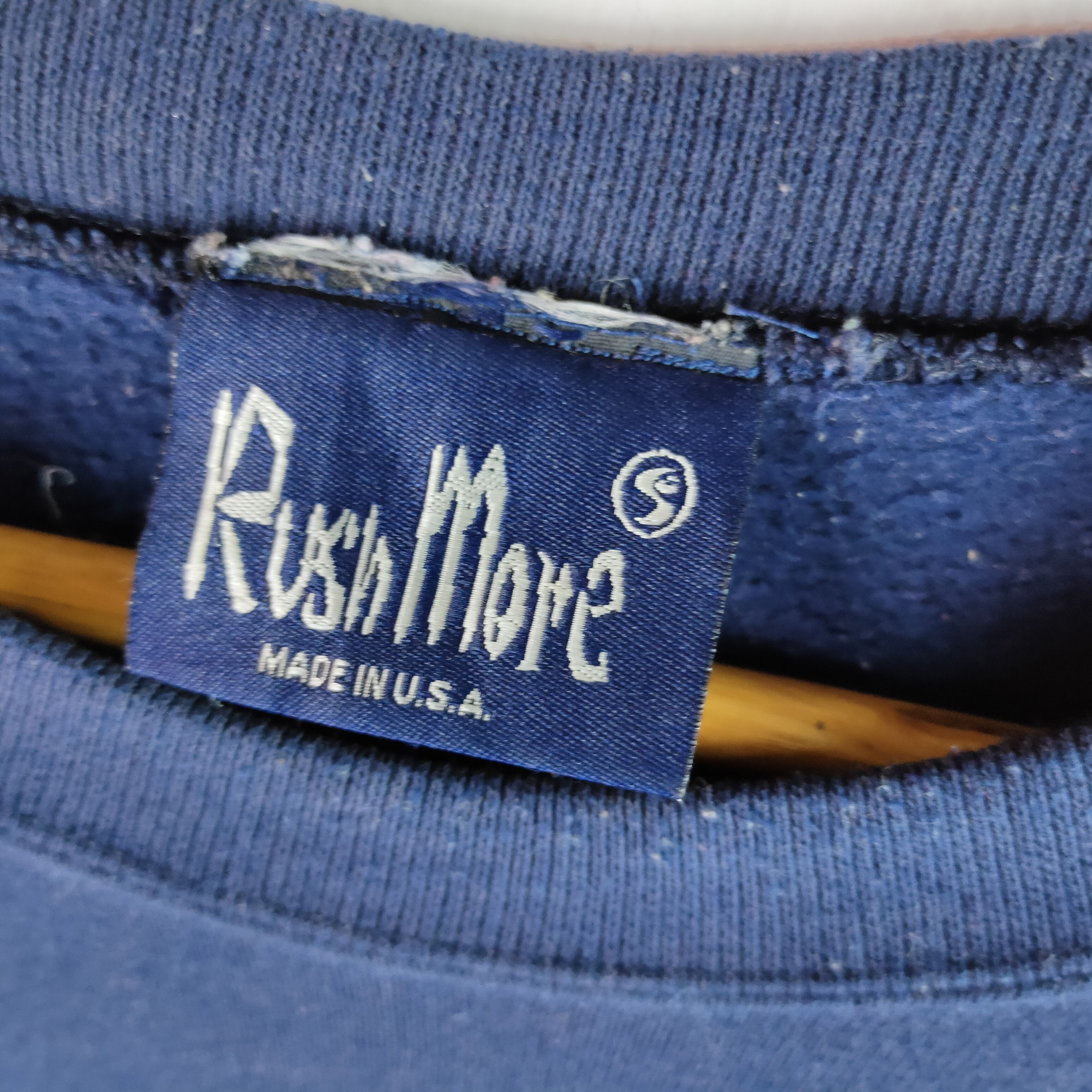 Vintage RUSHMORE Made in USA Weapon Stuffs Grenade Sweatshirt Size US L / EU 52-54 / 3 - 4 Thumbnail