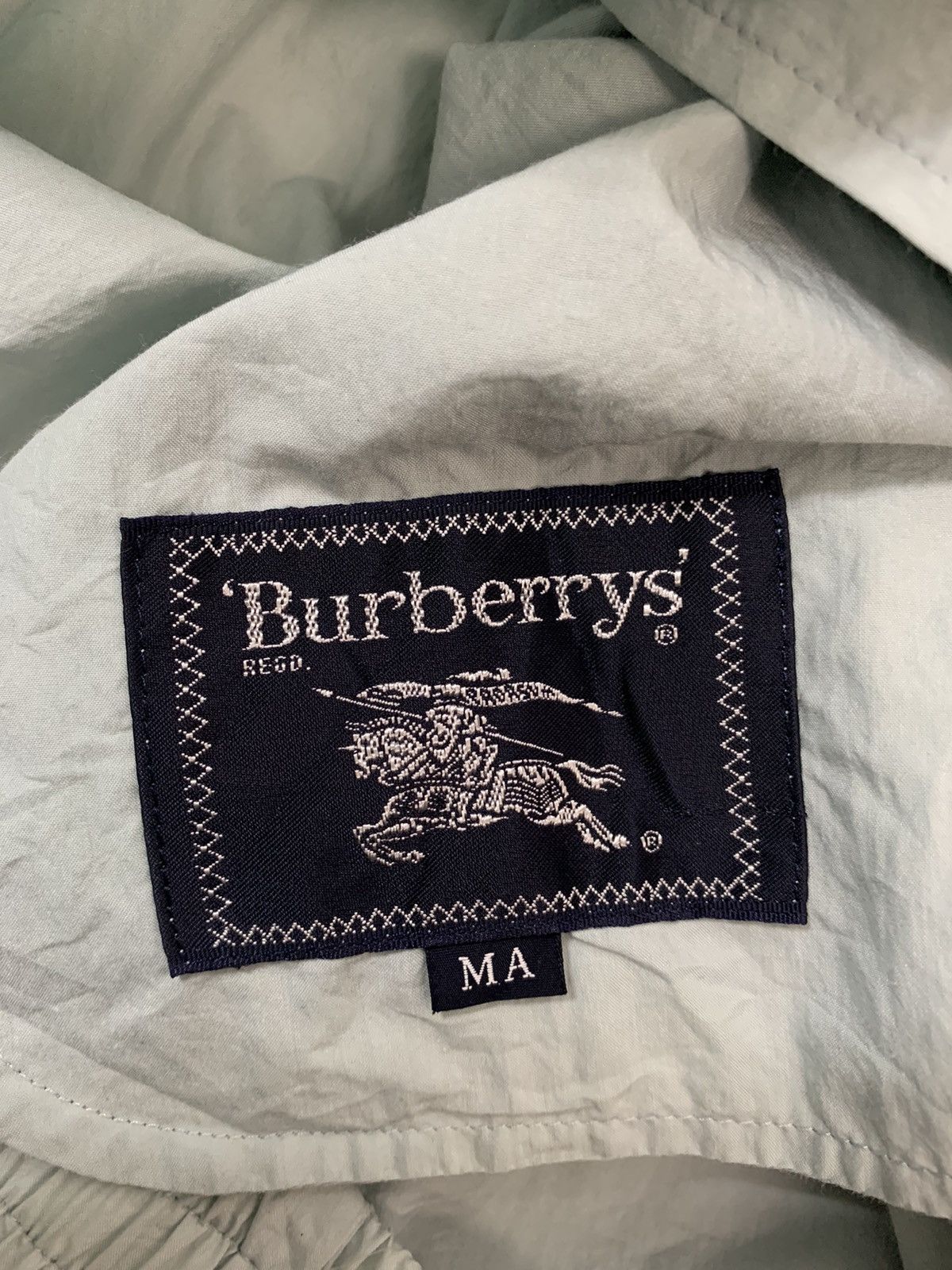 Burberry Burberrys Small Logo Jacket Size US M / EU 48-50 / 2 - 6 Thumbnail