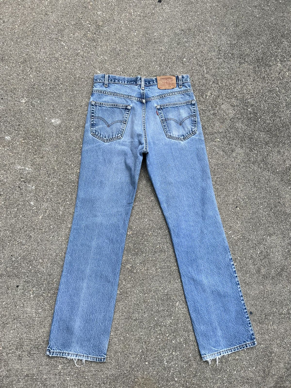 Levi's R1 2000 Levi’s 517 Fade Light Blue Denim Bootcut Jeans Size US 33 - 2 Thumbnail