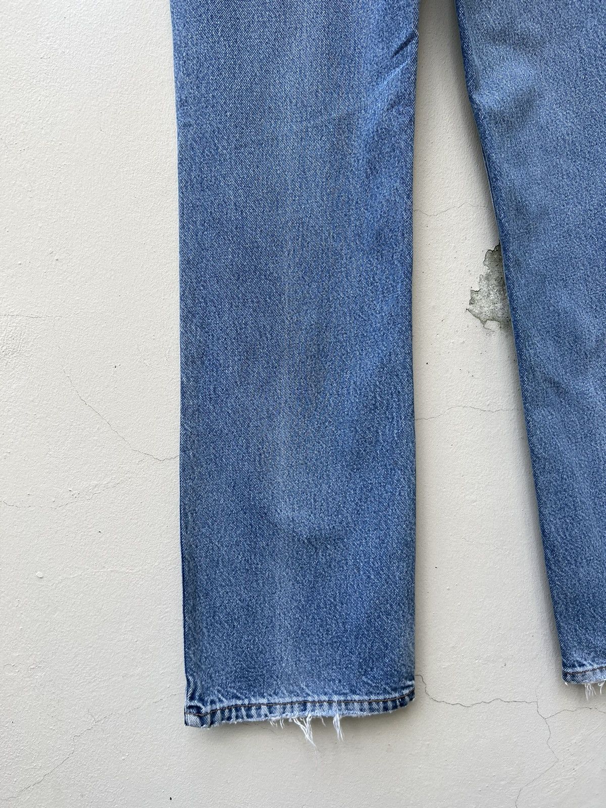 Levi's R1 2000 Levi’s 517 Fade Light Blue Denim Bootcut Jeans Size US 33 - 11 Thumbnail